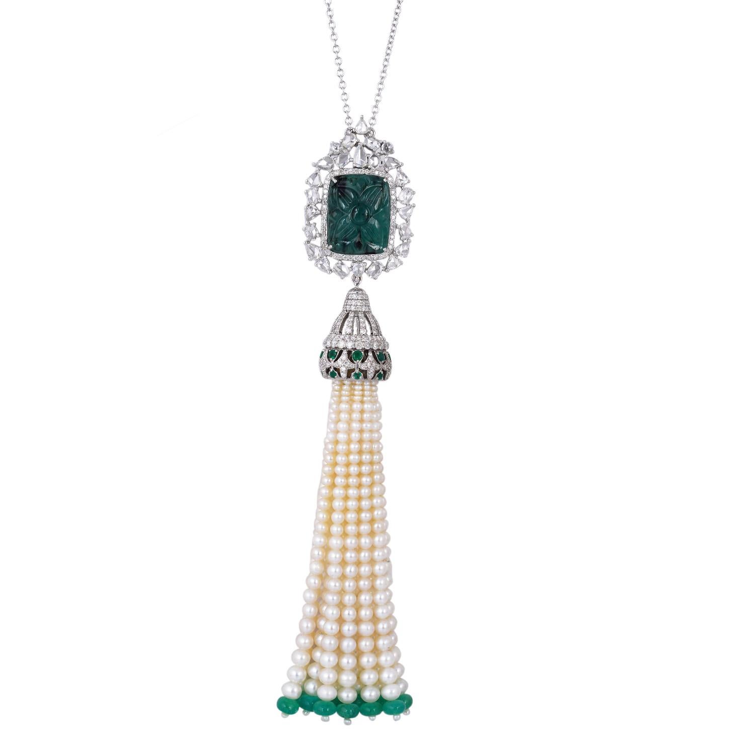 Art Déco Collana con catena di smeraldi e perle con diamanti in oro bianco 18 ct. in vendita