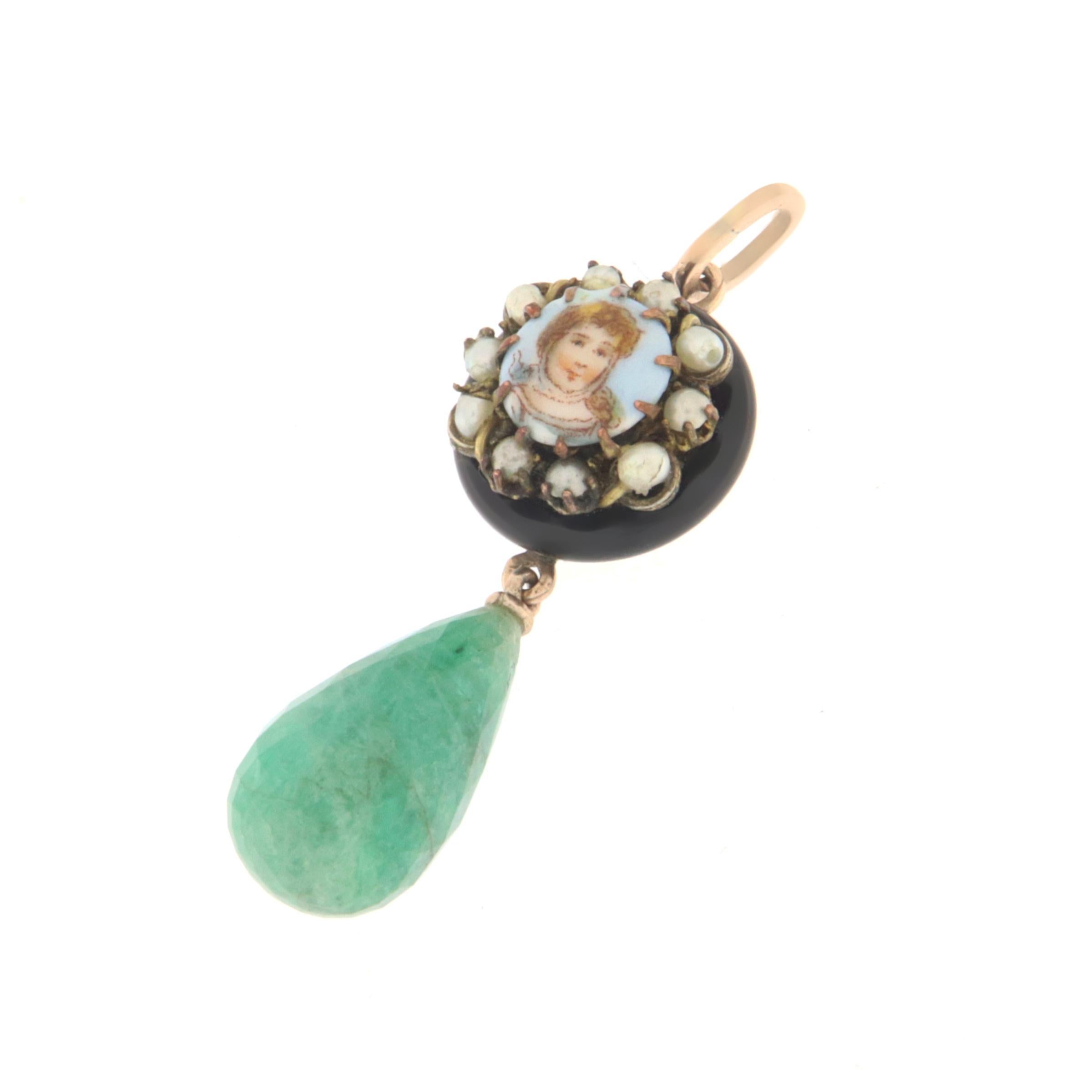 Emerald Pearls Onix Yellow Gold 9 Karat Pendant Necklace In New Condition For Sale In Marcianise, IT