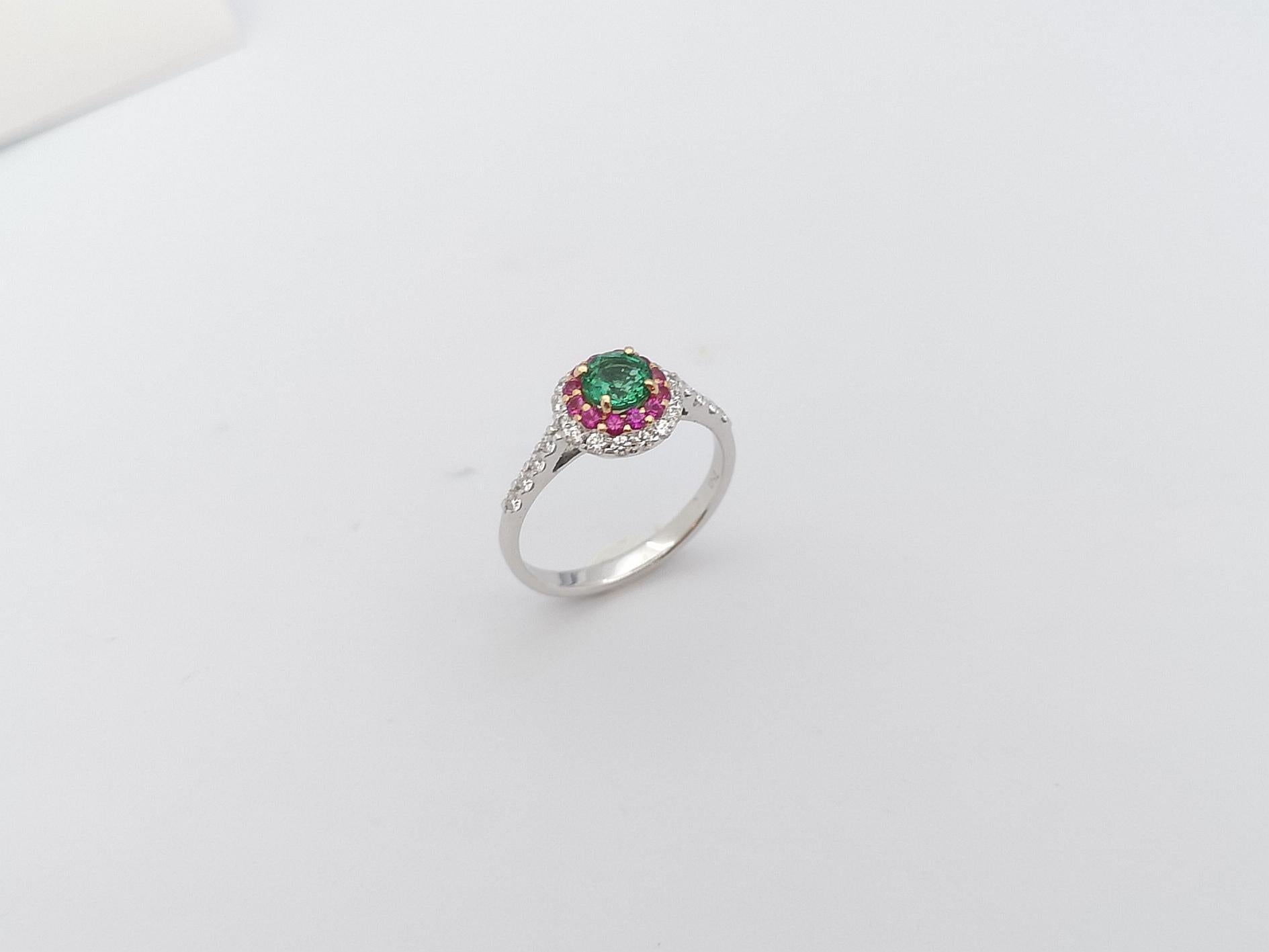 Emerald, Pink Sapphire and Diamond Ring Set in 18 Karat White Gold Settings For Sale 9