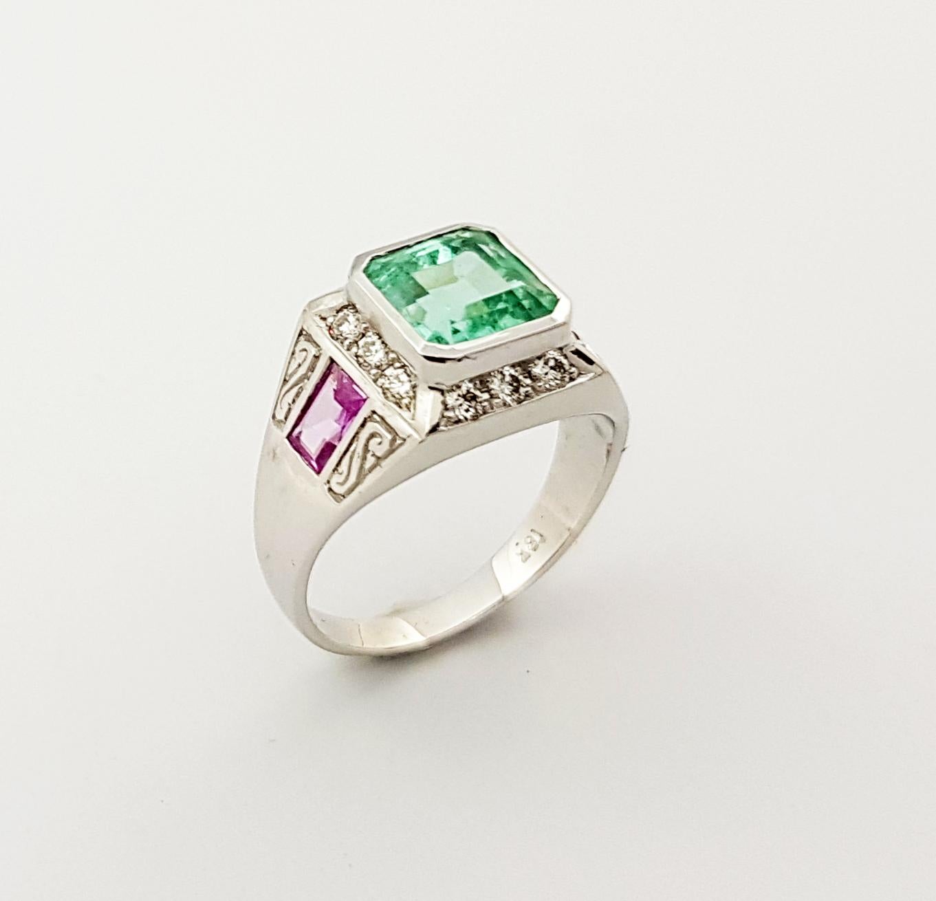 Emerald, Pink Sapphire and Diamond Ring Set in 18 Karat White Gold Settings For Sale 2
