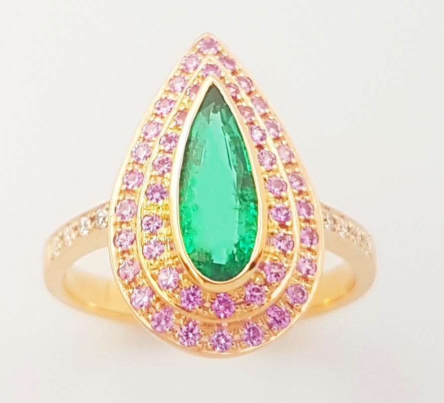 Emerald, Pink Sapphire and Diamond Ring set in 18K Rose Gold Settings For Sale 9