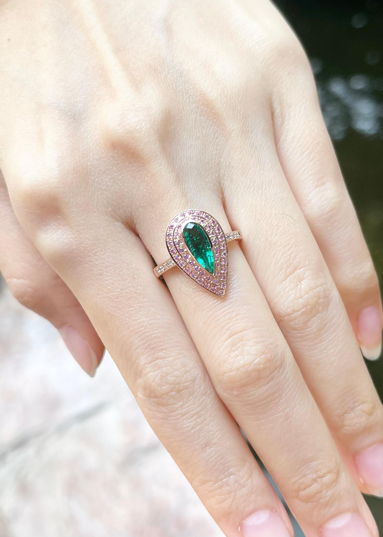 Pear Cut Emerald, Pink Sapphire and Diamond Ring set in 18K Rose Gold Settings For Sale