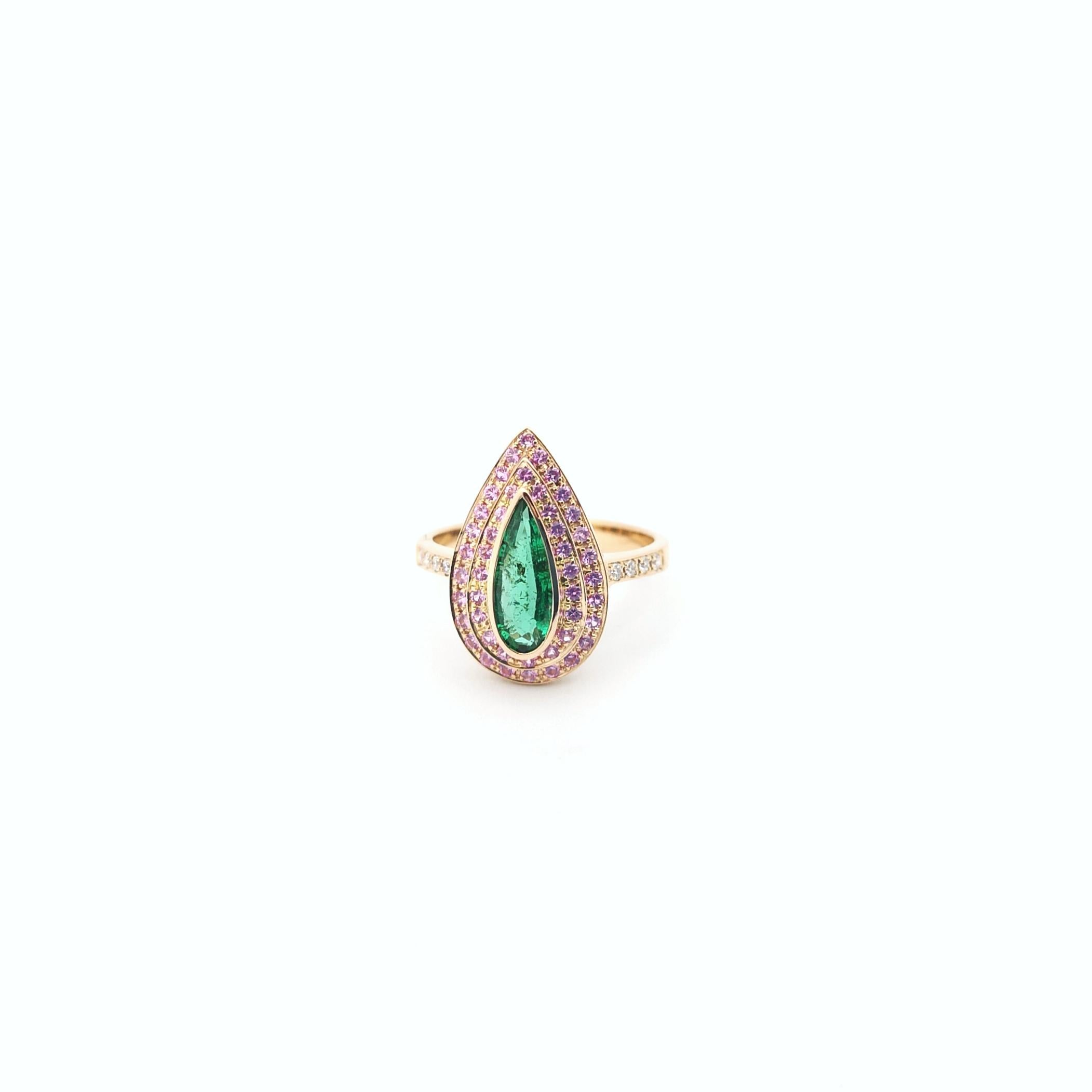 Emerald, Pink Sapphire and Diamond Ring set in 18K Rose Gold Settings For Sale 1