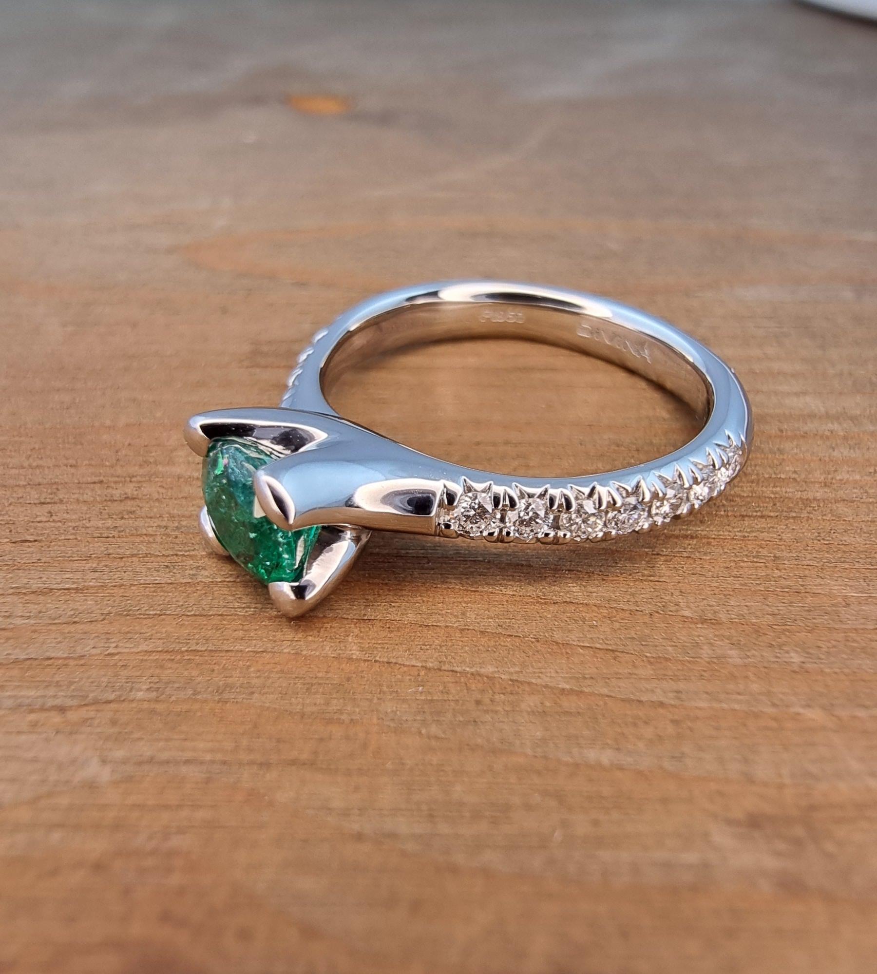 Emerald Platinum 950 Ring with Natural White Diamonds For Sale 1