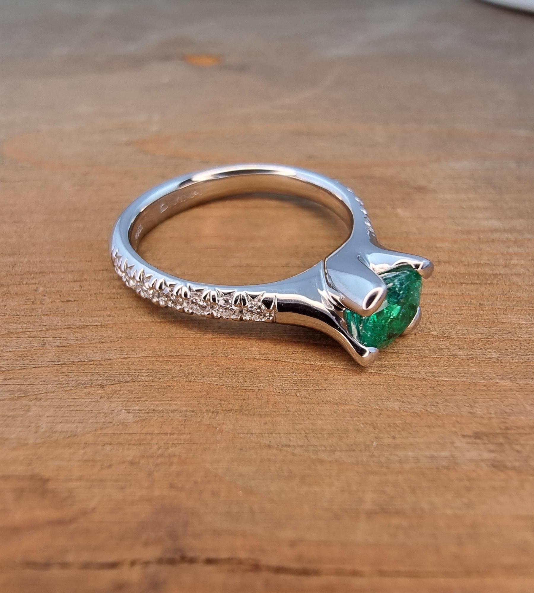 Emerald Platinum 950 Ring with Natural White Diamonds For Sale 2