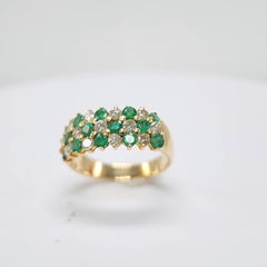 Emerald  Ring 14 Karat Yellow Gold and Diamonds