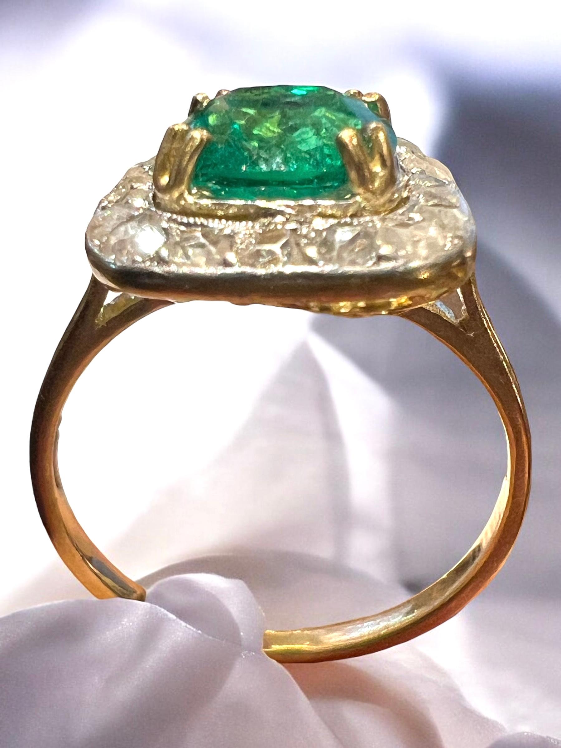 Anillo esmeralda 1,83 quilates diamantes pavé certificados talla 