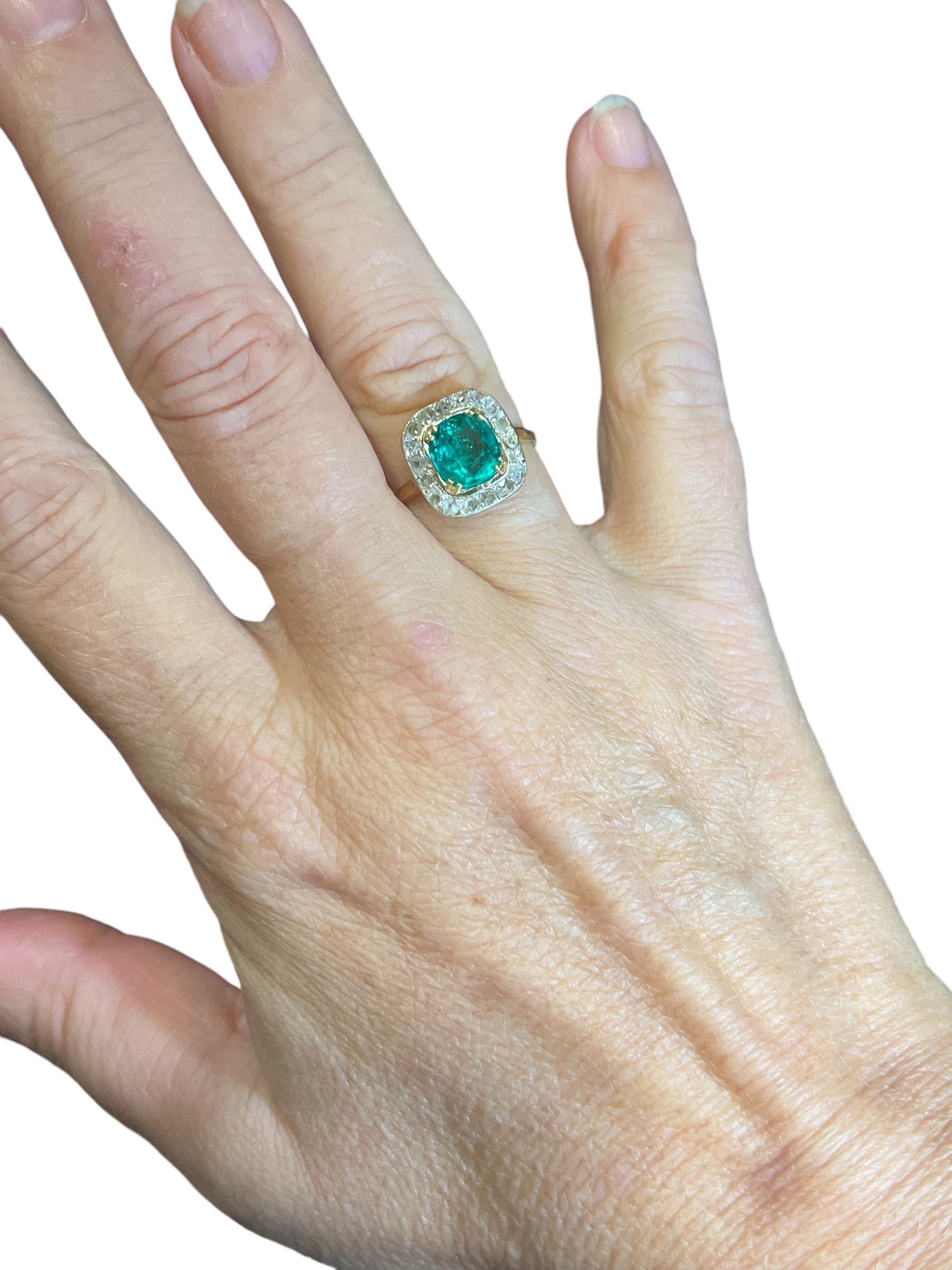 Anillo esmeralda 1,83 quilates diamantes pavé certificados talla 
