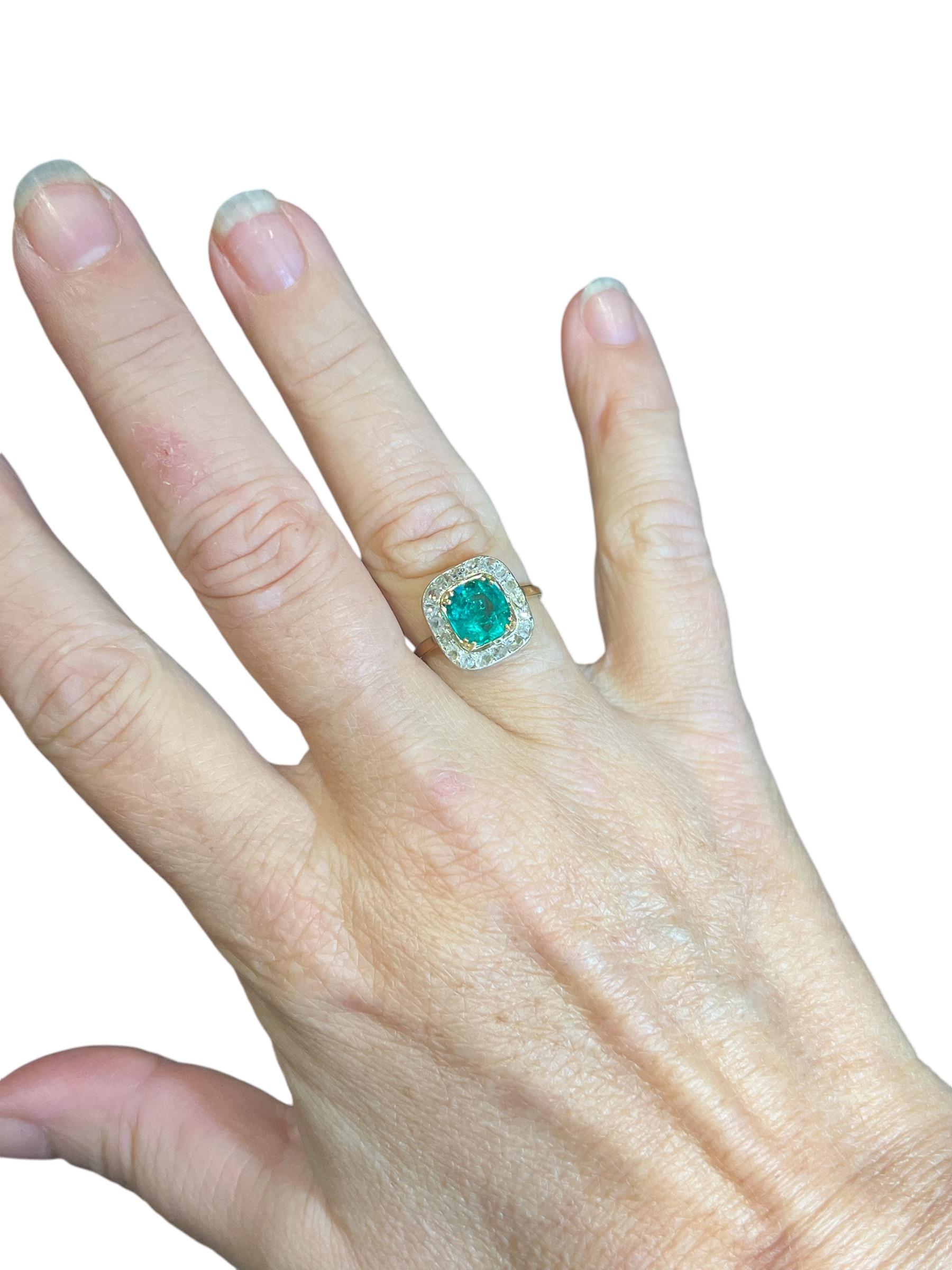 Anillo esmeralda 1,83 quilates diamantes pavé certificados talla 