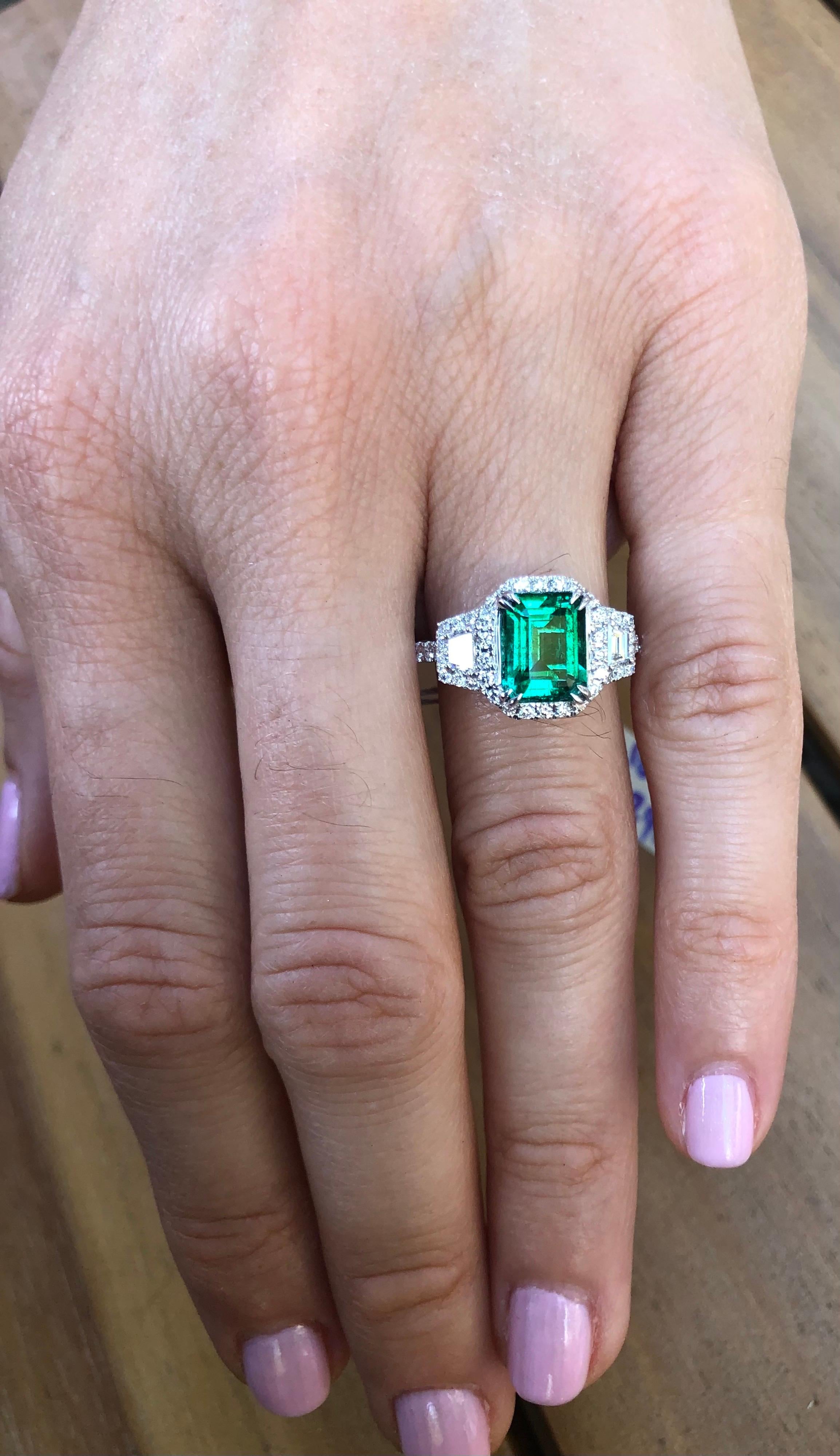 Women's Emerald Ring 2.16 Carat Emerald Cut