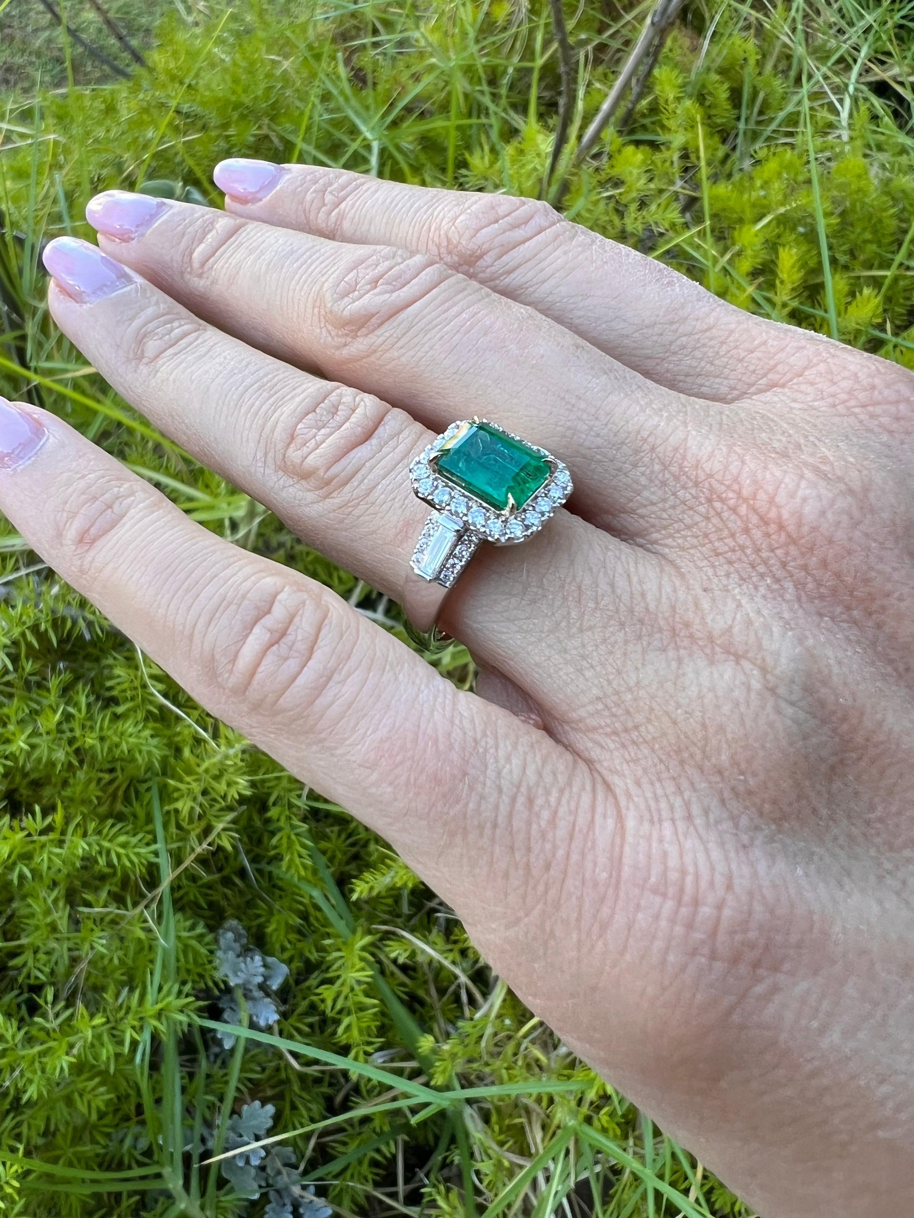 emerald engagement rings vintage