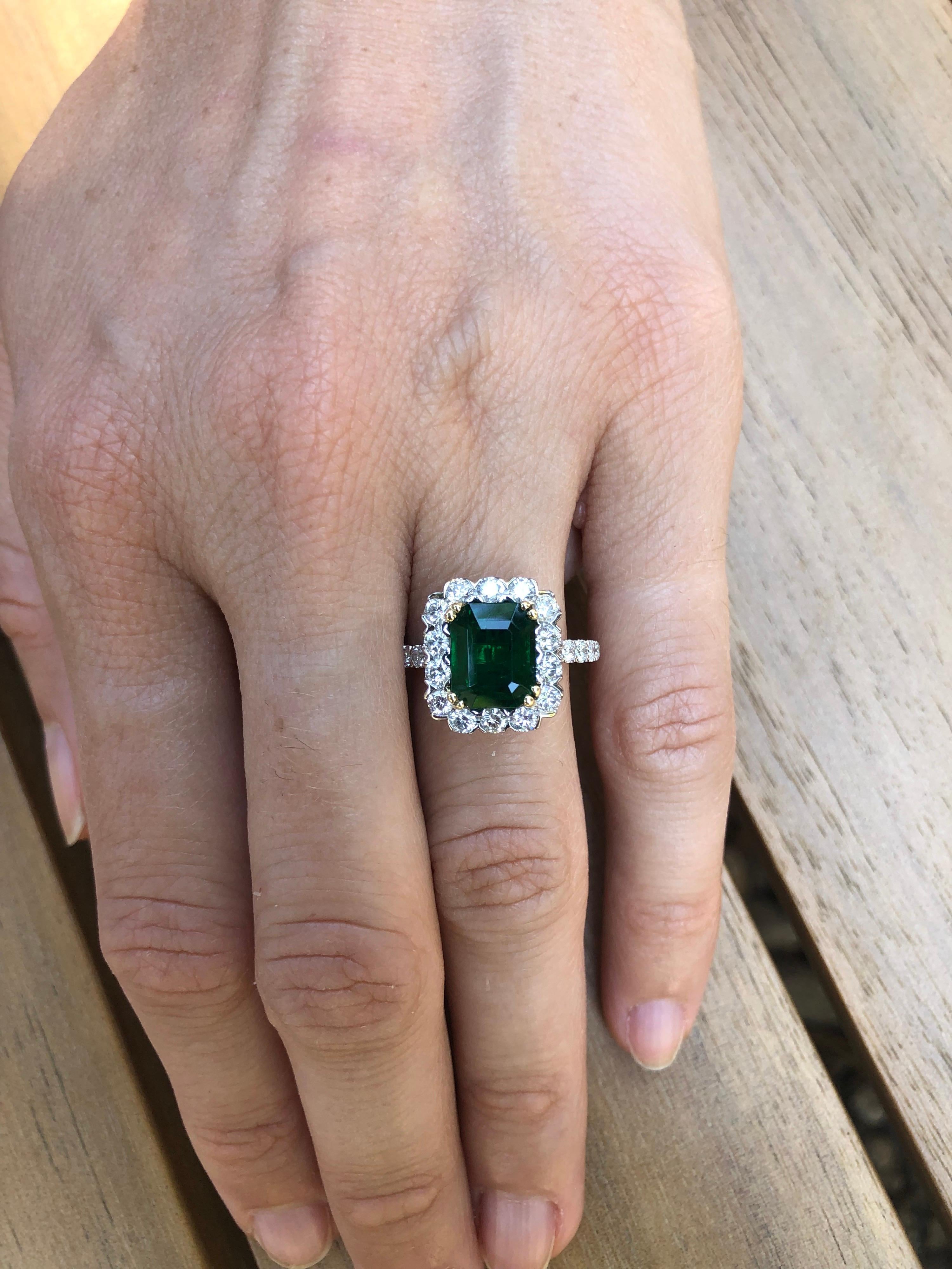 Contemporary Emerald Ring 2.44 Carats Emerald Cut