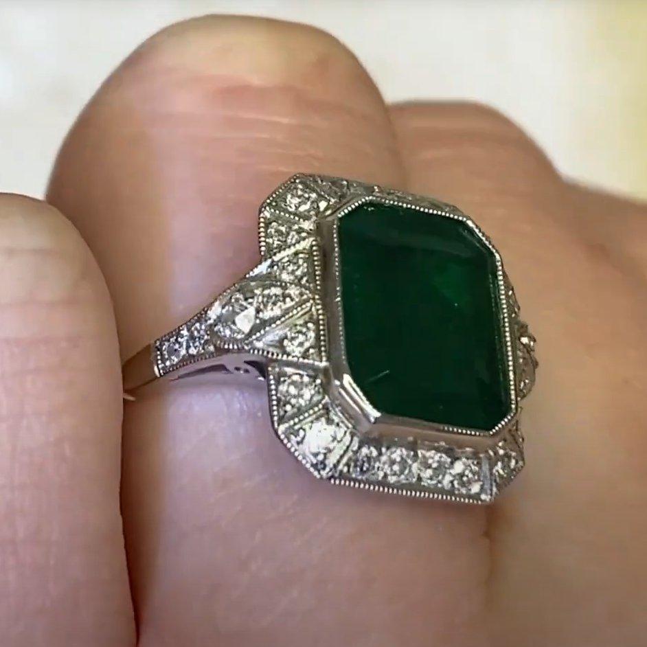 Emerald Cut Emerald Ring Diamond Halo (Approx. 4.30-Carats), Platinum For Sale