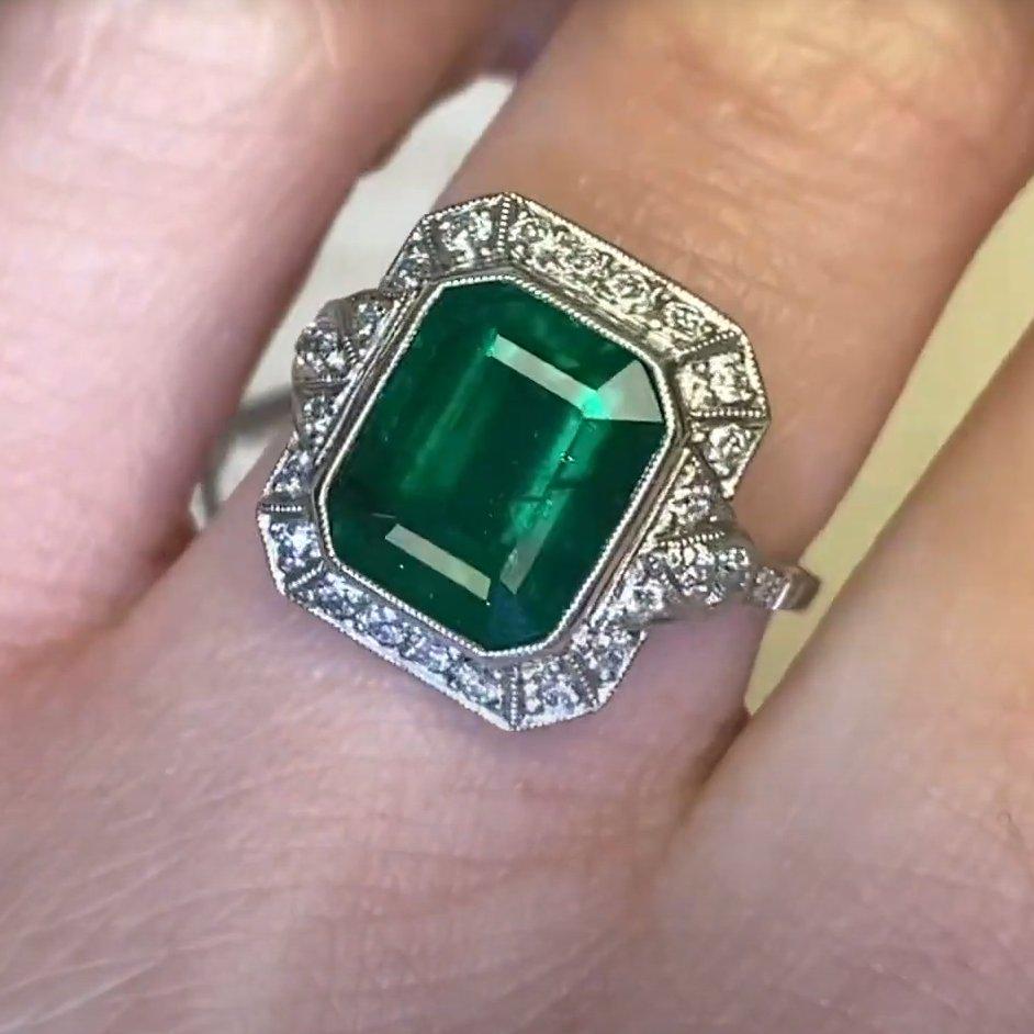 Women's Emerald Ring Diamond Halo (Approx. 4.30-Carats), Platinum For Sale