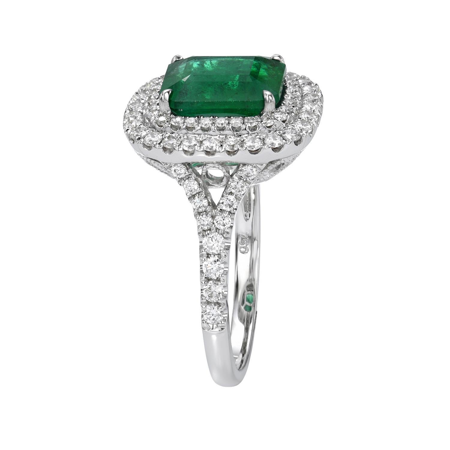 Contemporary Emerald Ring Emerald Cut 2.88 Carats For Sale