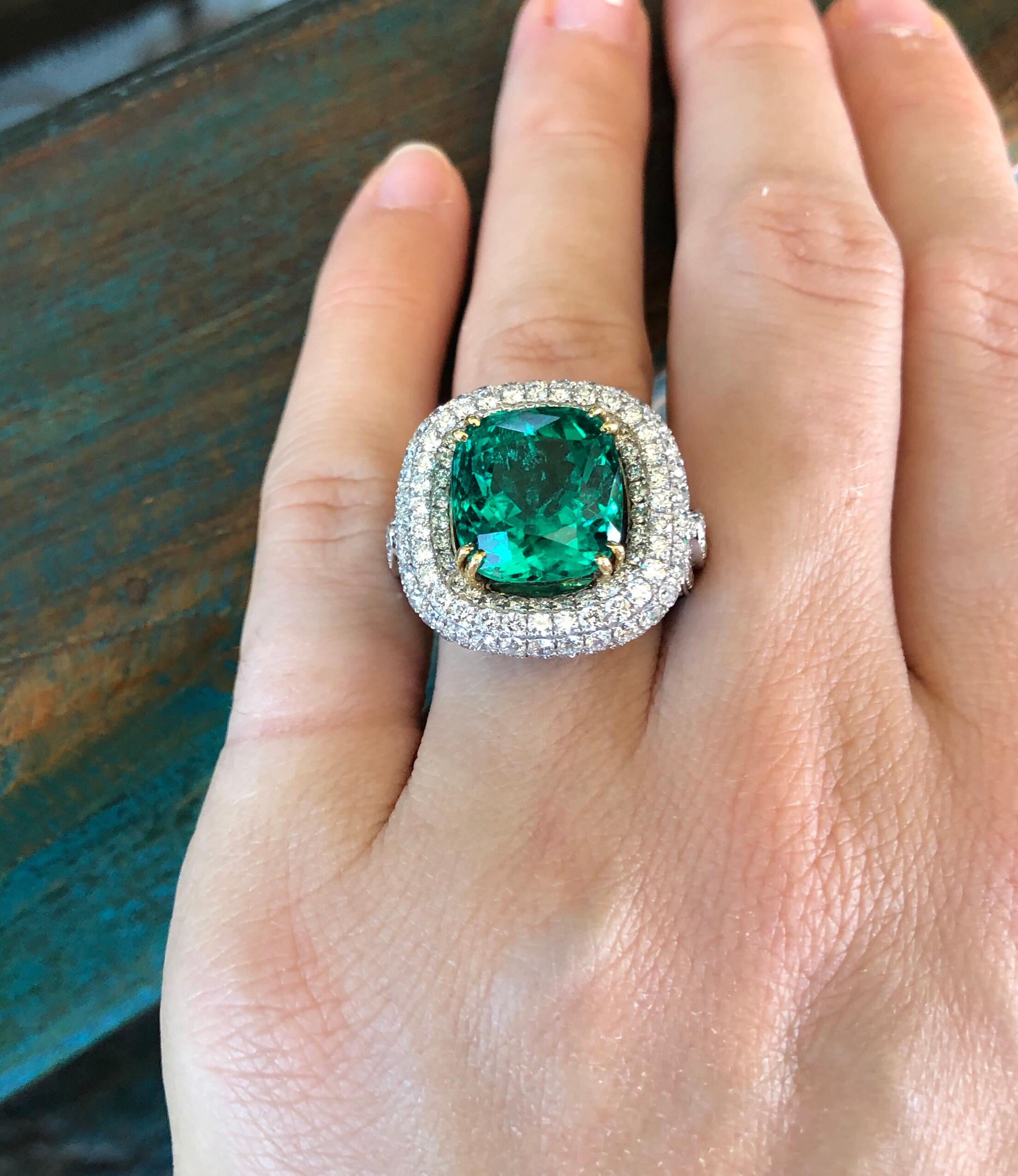 Colombian Emerald Ring 9.07 Carat Gubelin Certified 1