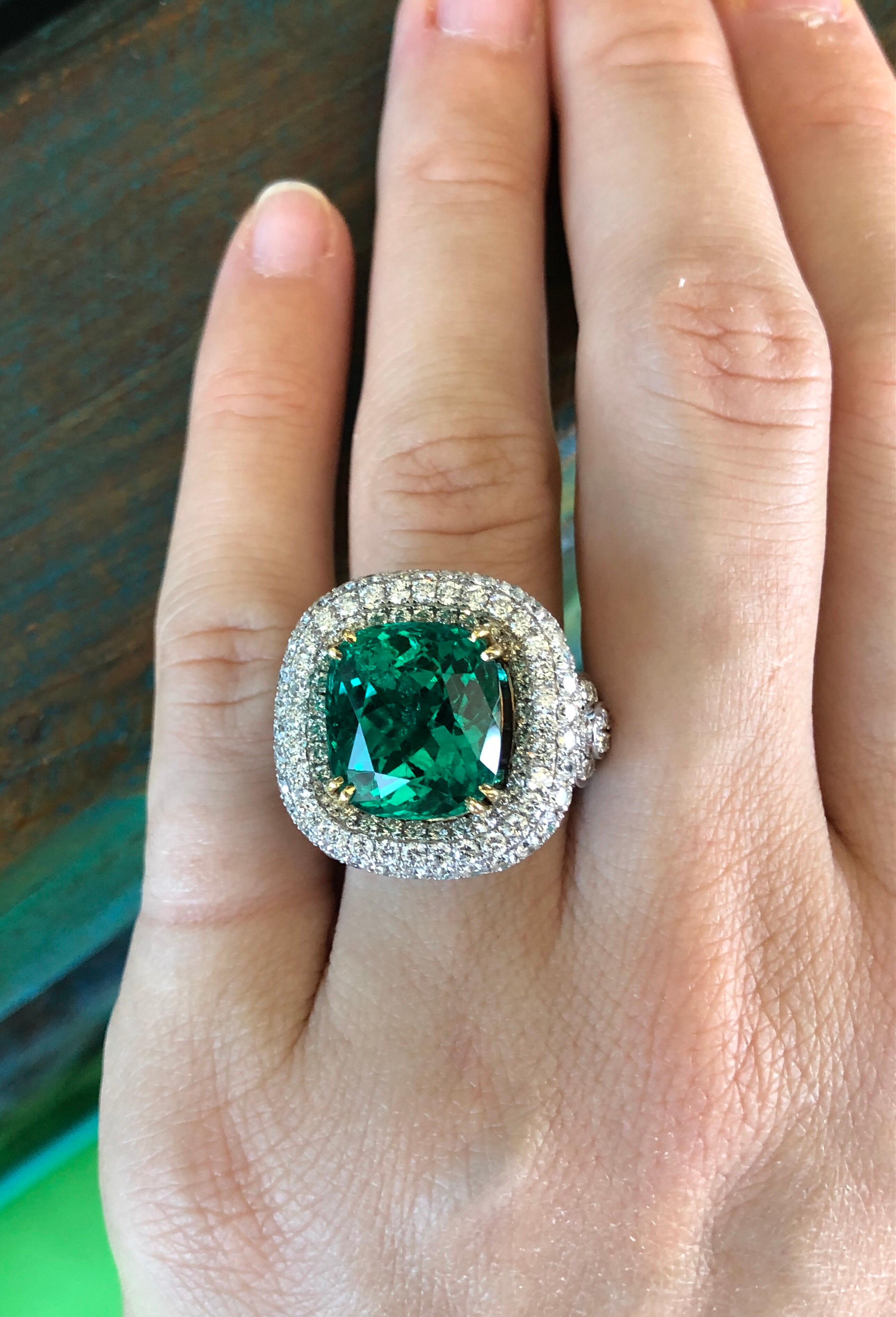 Colombian Emerald Ring 9.07 Carat Gubelin Certified 2