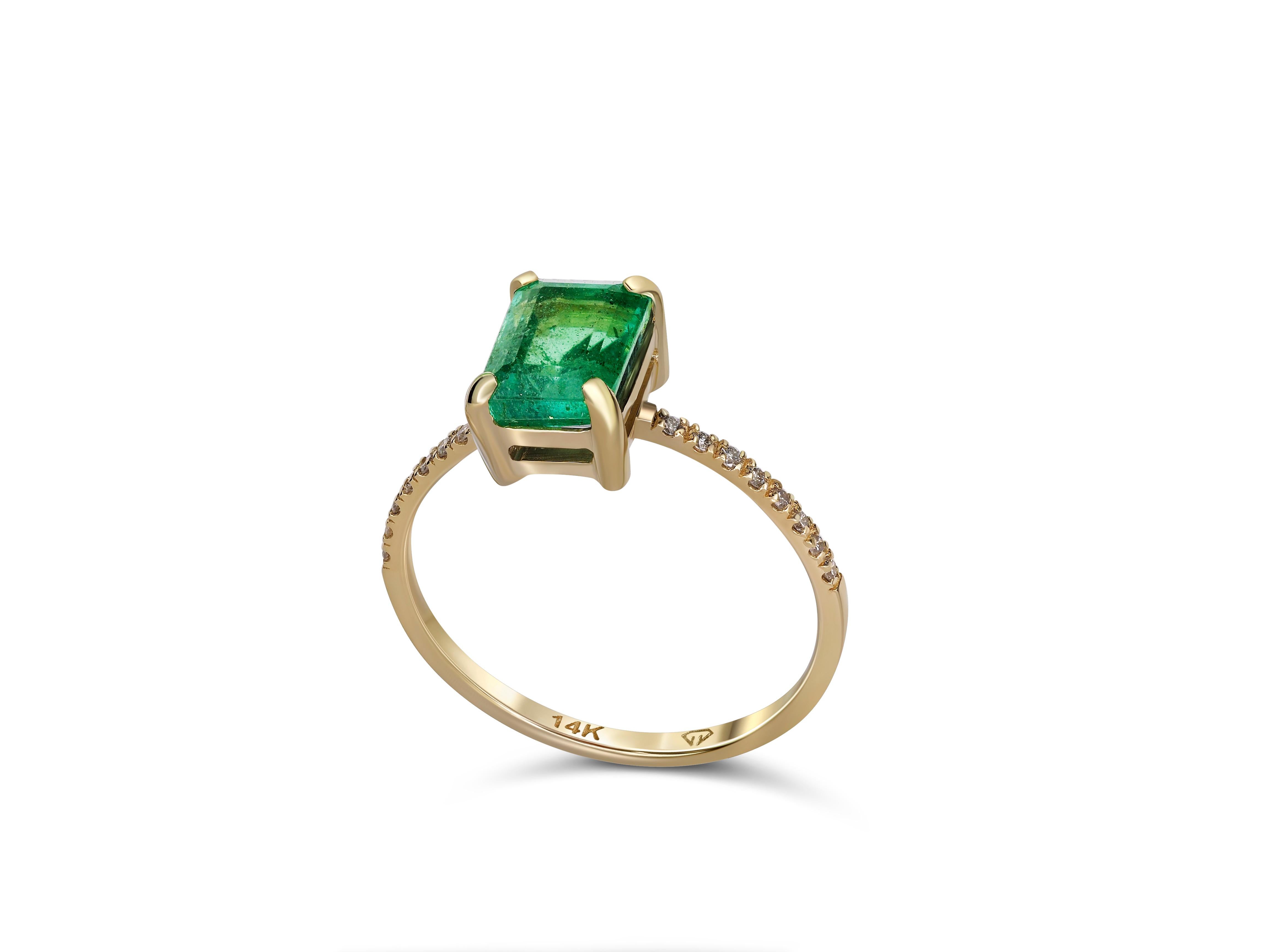 For Sale:  Emerald ring in 14 karat gold. Octagon emerald ring. May birthstone emerald ring 6