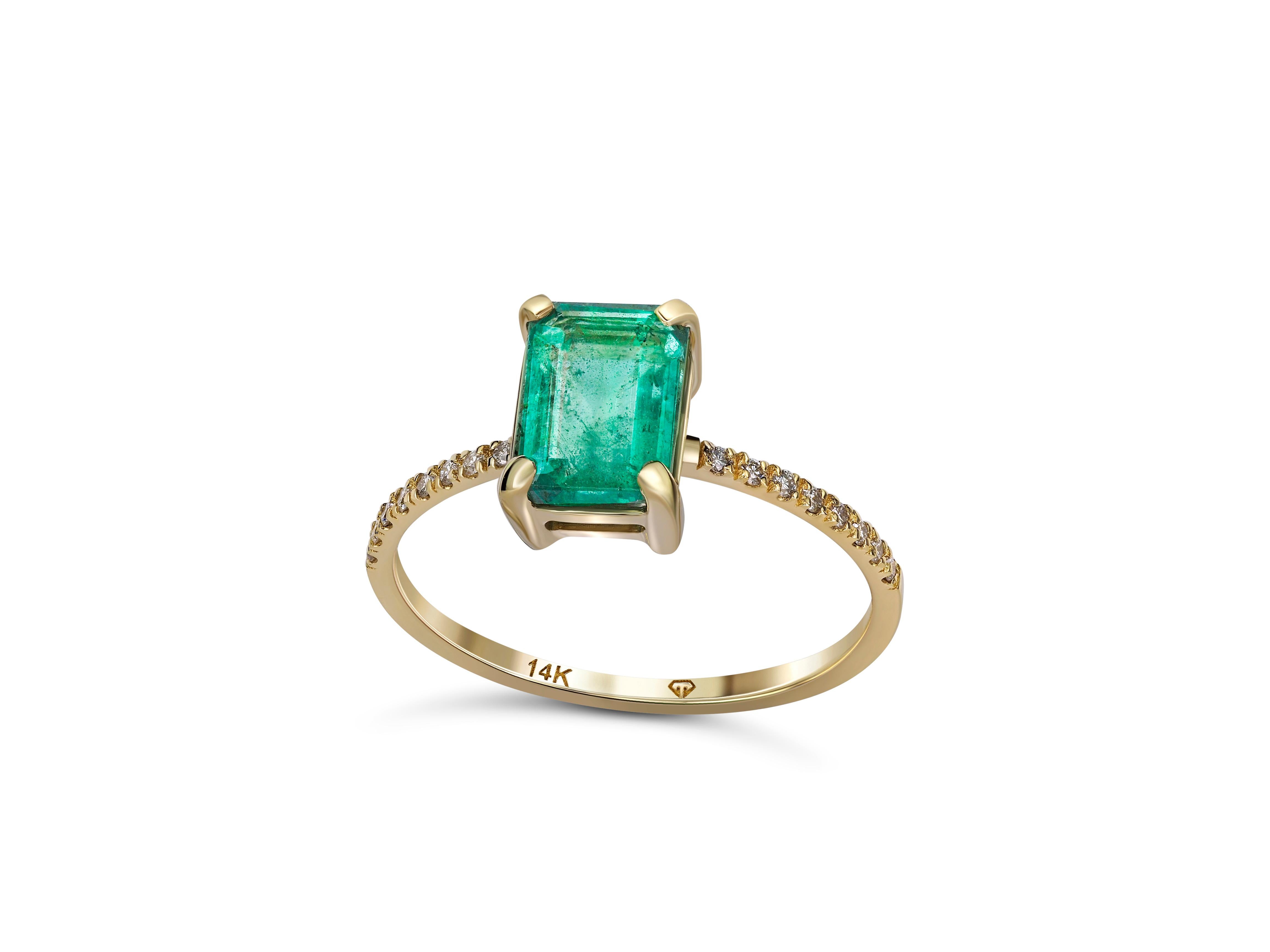 For Sale:  Emerald ring in 14 karat gold. Octagon emerald ring. May birthstone emerald ring 7