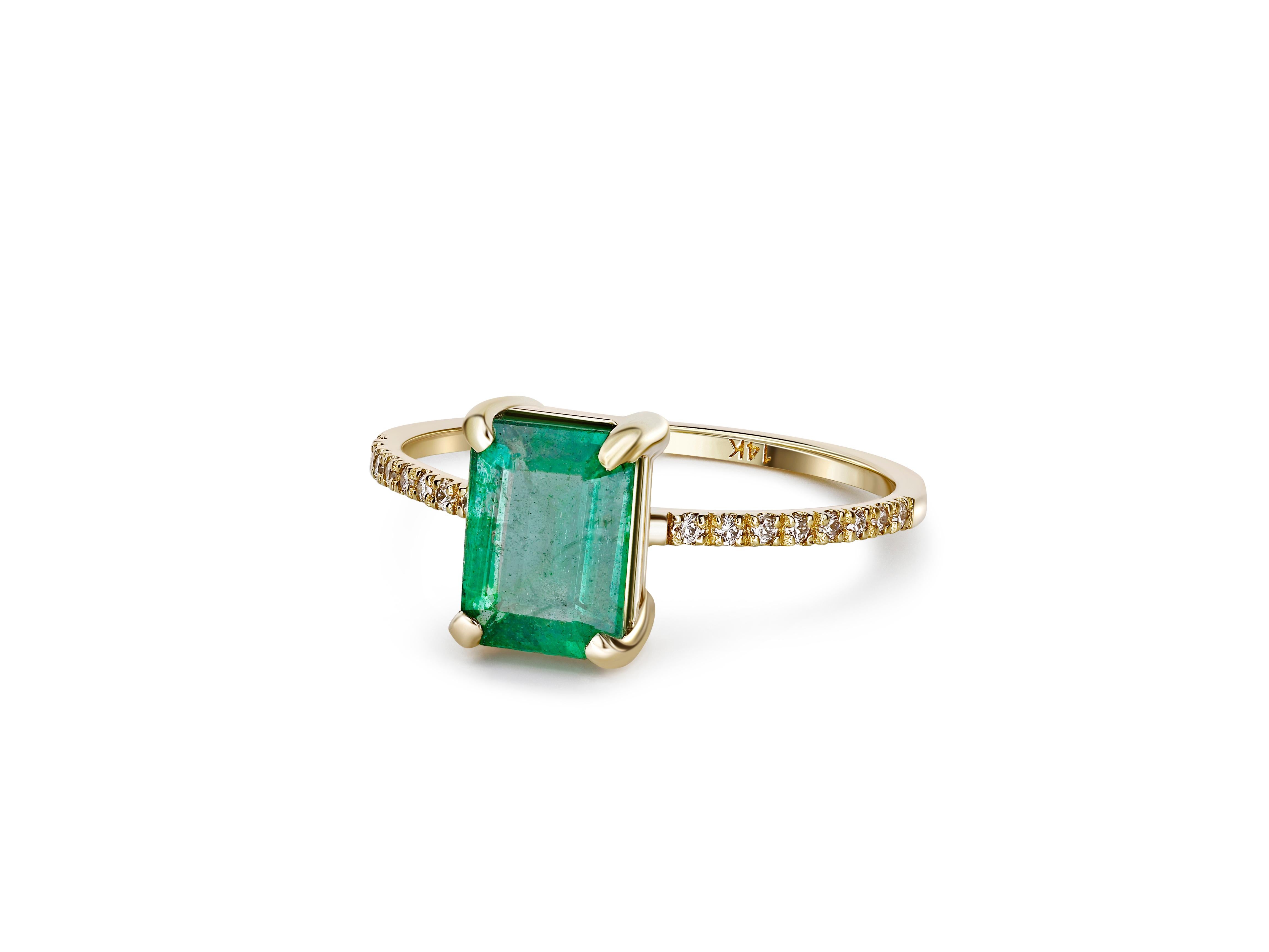 For Sale:  Emerald ring in 14 karat gold. Octagon emerald ring. May birthstone emerald ring 2