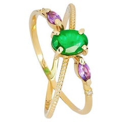 Emerald ring in 14 kt gold. 