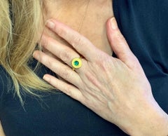 Emerald Ring in 22 Karat Gold