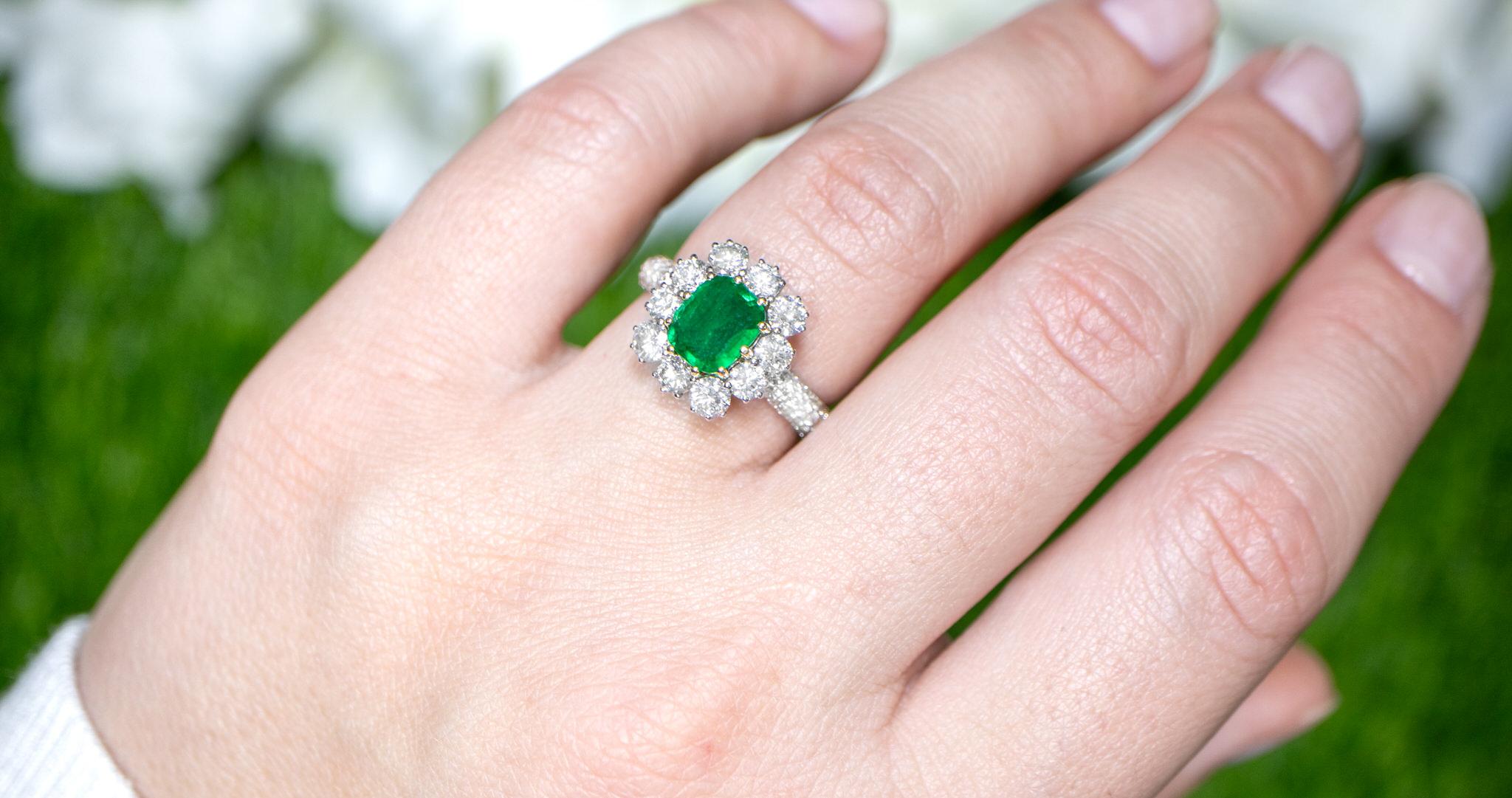 Contemporary Emerald Ring Large Diamond Halo 4.57 Carats 18K Gold