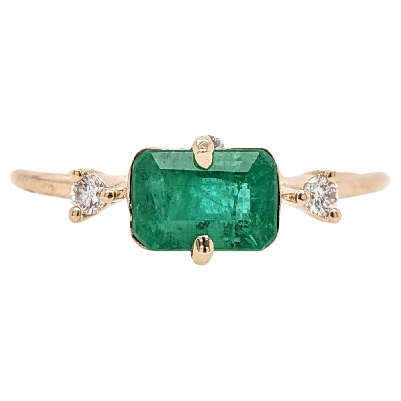 Emerald Ring w Natural Diamonds in Solid 14K Yellow Gold Emerald Cut 5x7mm For Sale