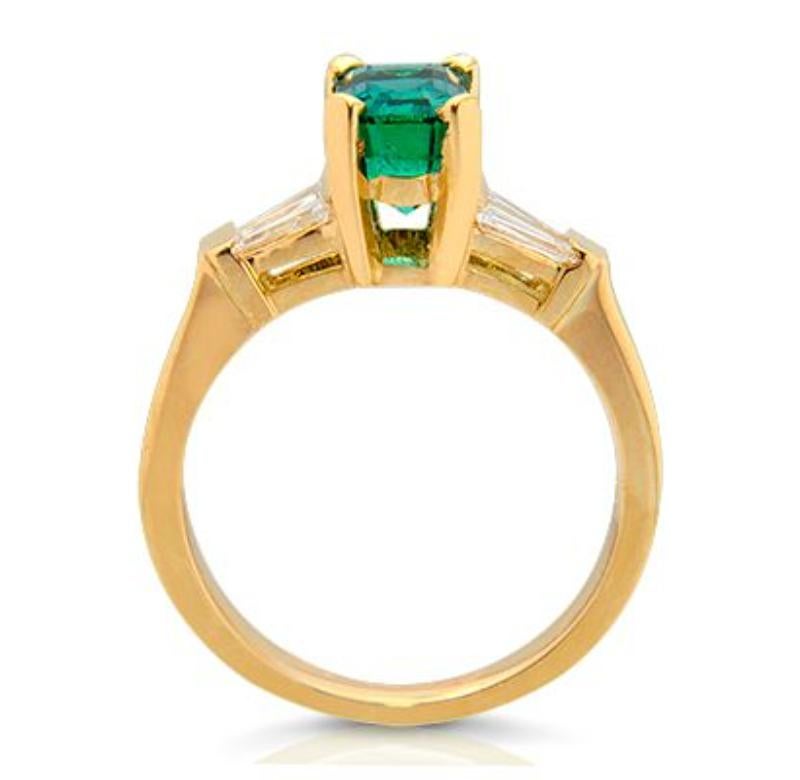 EMERALD RING WITH DIAMOND
A classic treatment to feature a striking emerald.
Item: # 00841
Metal: 18k Y
Color Weight: 1.72 ct.
Diamond Weight: 0.47 ct.