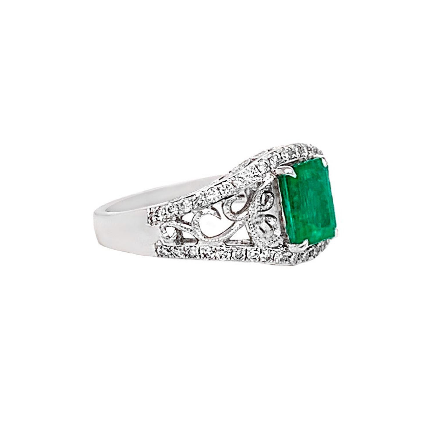 Emerald Ring With Diamonds 1.63 Carats 18K White Gold In Excellent Condition For Sale In Laguna Niguel, CA