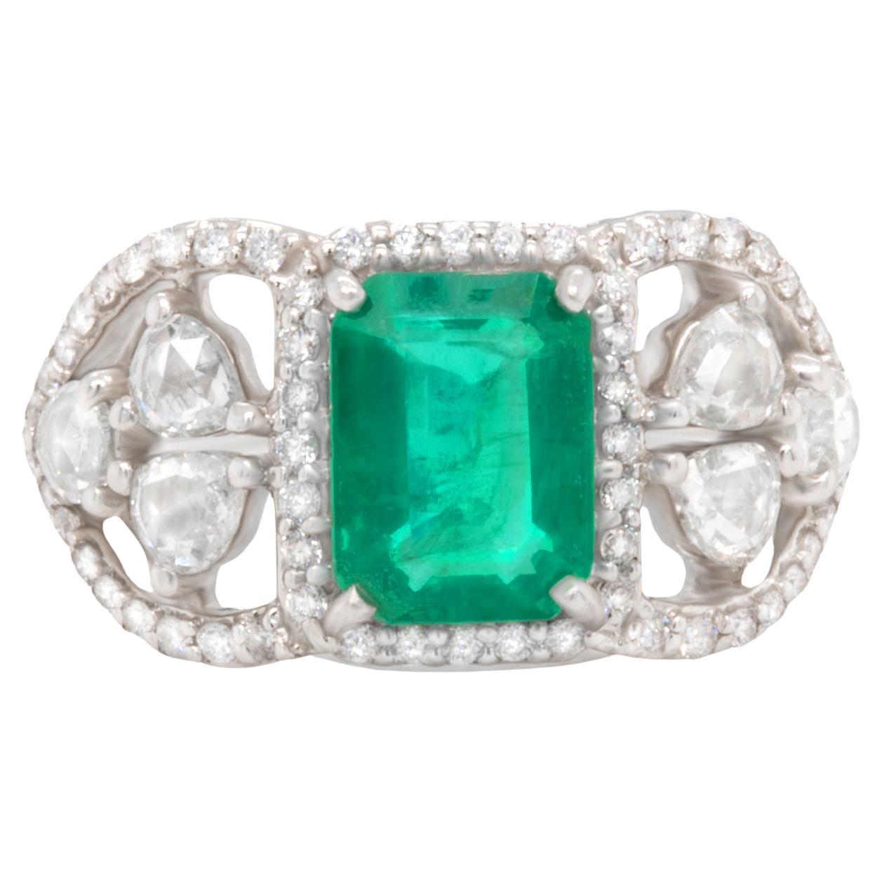 Emerald Ring With Diamonds 2.82 Carats 18K White Gold For Sale