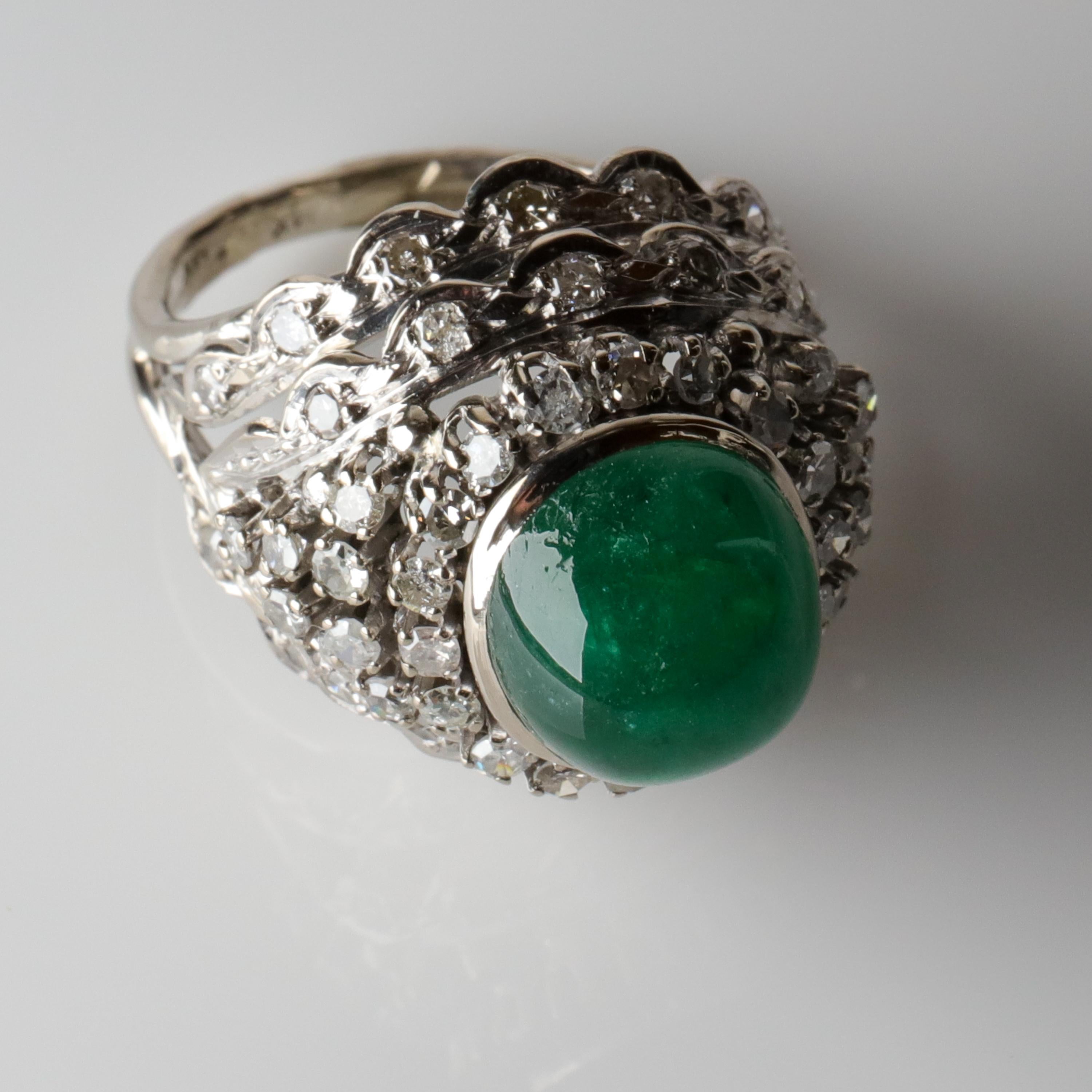 Emerald Ring with Diamonds Retro Era 3