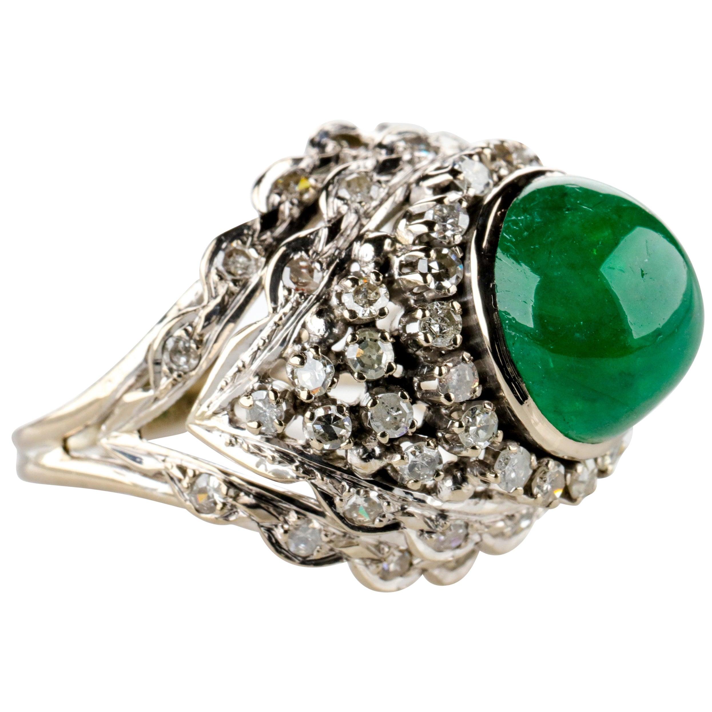 Emerald Ring with Diamonds Retro Era