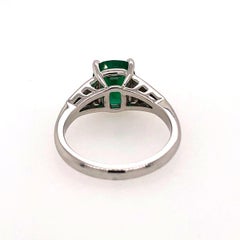 Emerald Ring with White Diamond Trapezoids