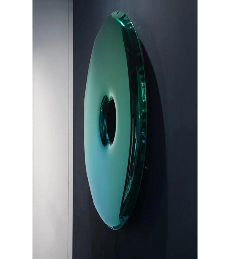 Emerald Rondo 150 wall mirror by Zieta
Dimensions: Diameter 150 x D 6 cm 
Material: Stainless steel.
Finish: Emerald.
Available finishes: Stainless steel, white matt, sapphire/emerald, sapphire, emerald, deep space blue, dark matter, or red Rubin.