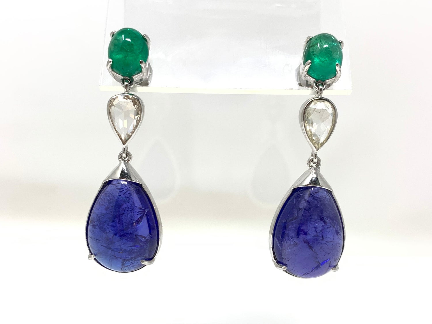 Emerald, Rose Cut Diamond and Tanzanite Chandelier Earrings in 18 Karat  Gold For Sale at 1stDibs