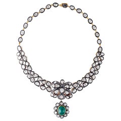 Halskette im antiken Stil mit Smaragd und Diamant im Rosenschliff