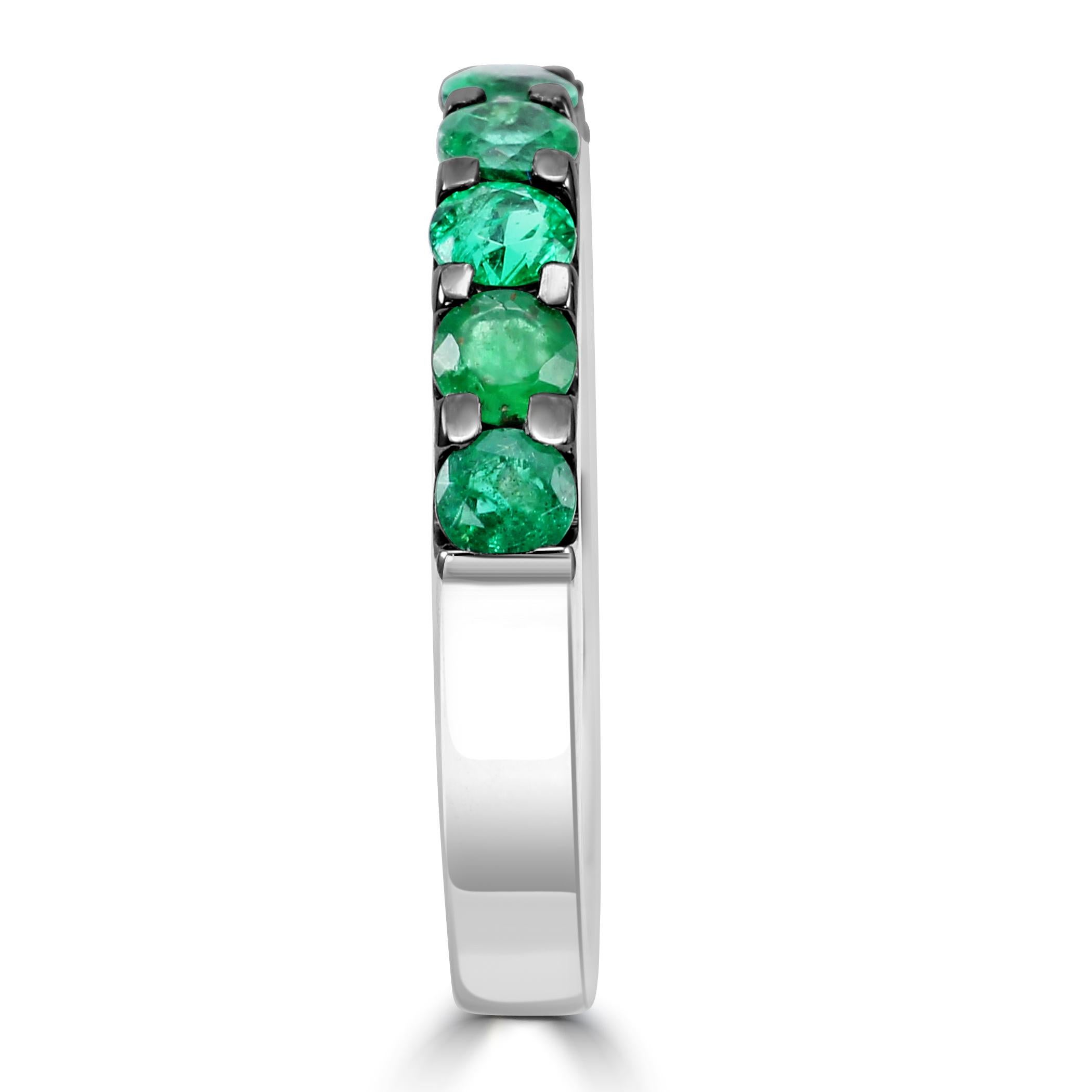 Women's or Men's Emerald Round 18 Karat White Gold & Black Rhodium Fashion Engagement Band Ring For Sale