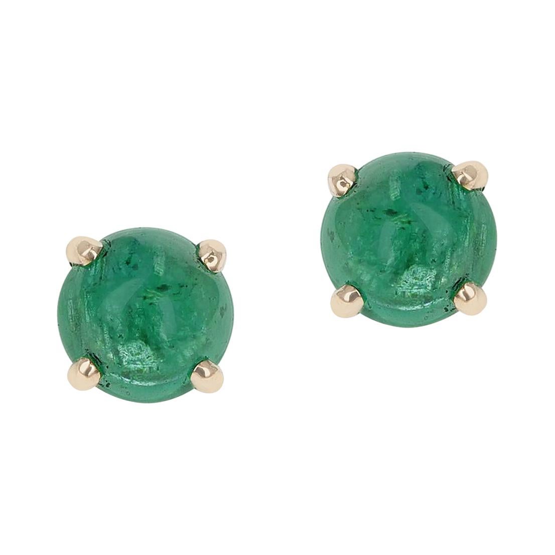 Round Emerald Stud Earrings in 18 Karat Yellow Gold For Sale at 1stDibs