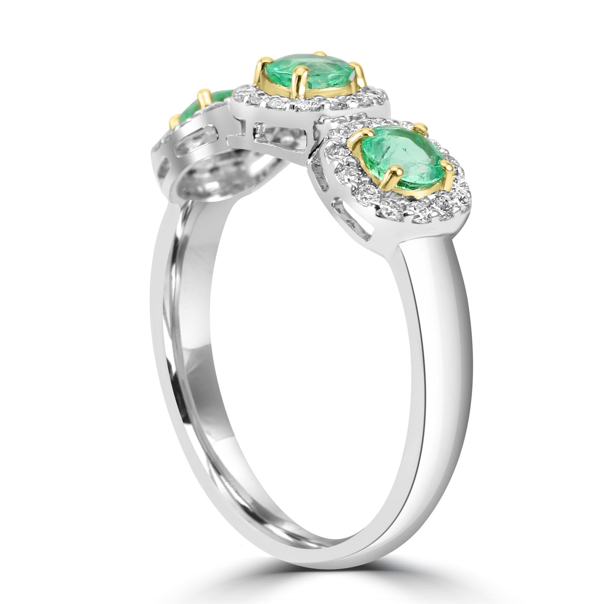 Emerald Round White Diamond Round 18K White Gold 3-Stone Engagement Fashion Ring In New Condition For Sale In Sayreville, NJ