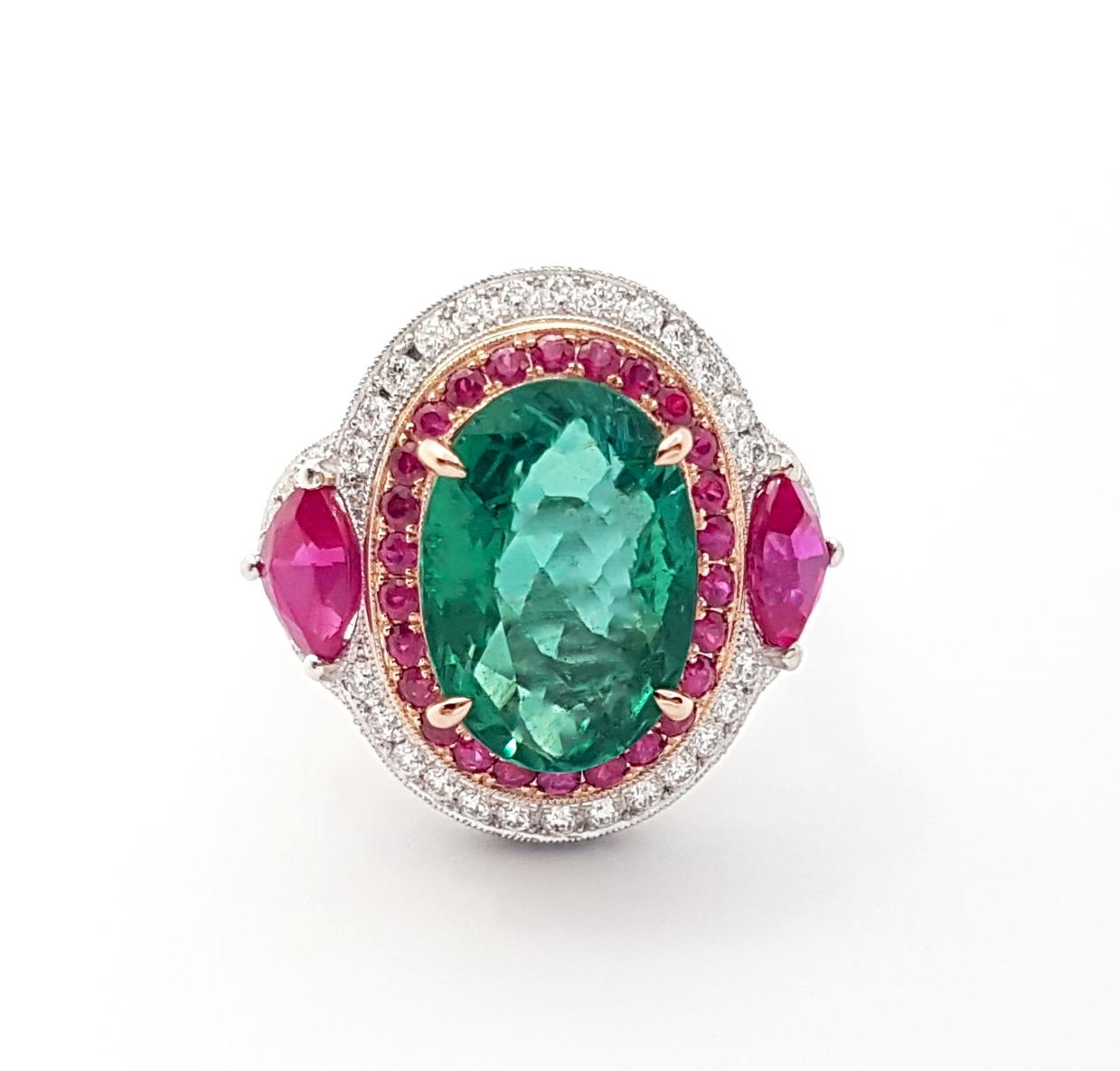 Ring mit Smaragd, Rubin und Diamant in 18 Karat Weißgold Fassungen gefasst im Angebot 5