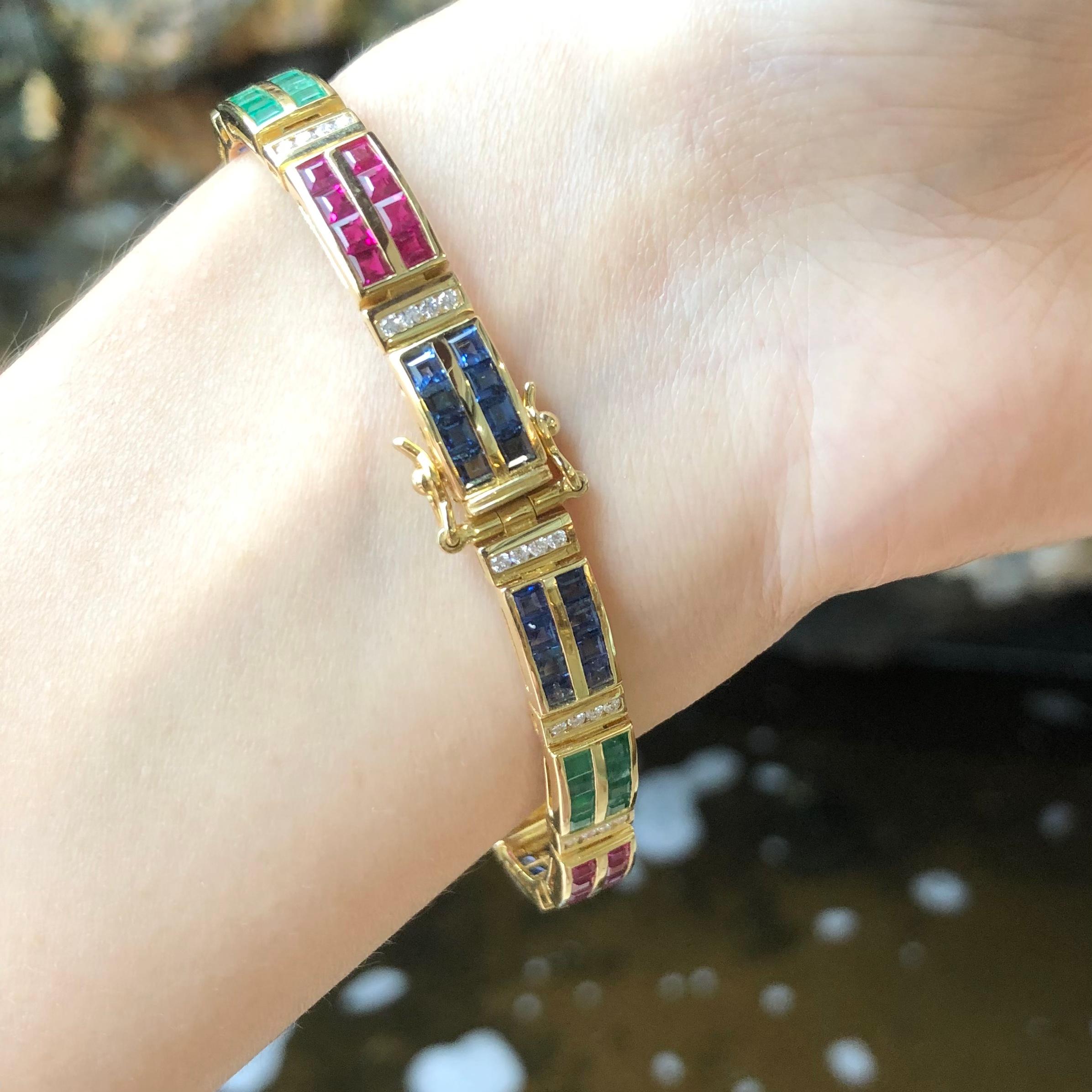 Contemporary Emerald, Ruby, Blue Sapphire and Diamond Bracelet Set in 18 Karat Gold Settings For Sale