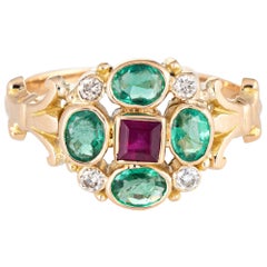 Emerald Ruby Cluster Ring Vintage 18 Karat Yellow Gold Estate Fine Jewelry