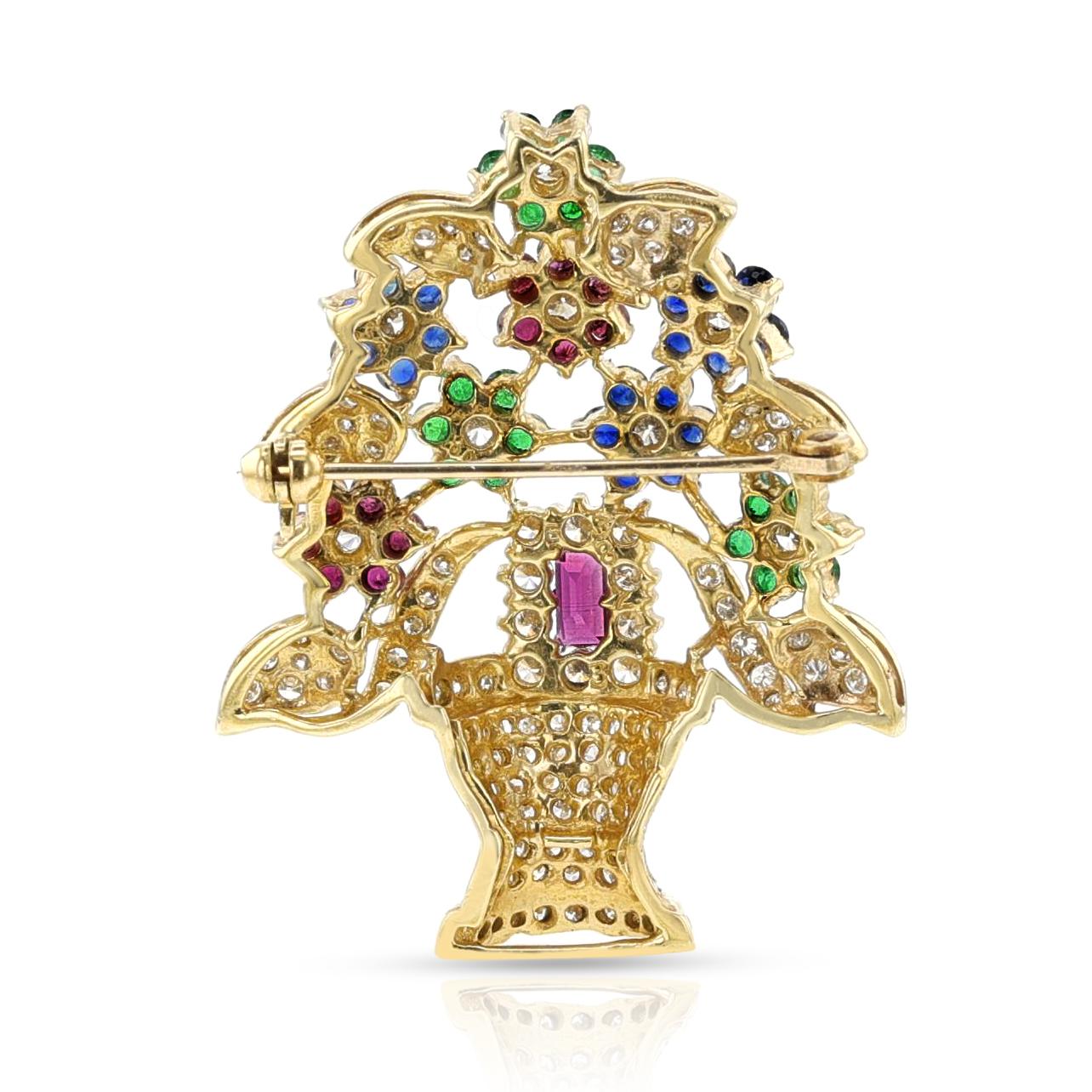 Taille ronde Broche bouquet floral en émeraudes, rubis, saphirs et diamants, 18 carats en vente