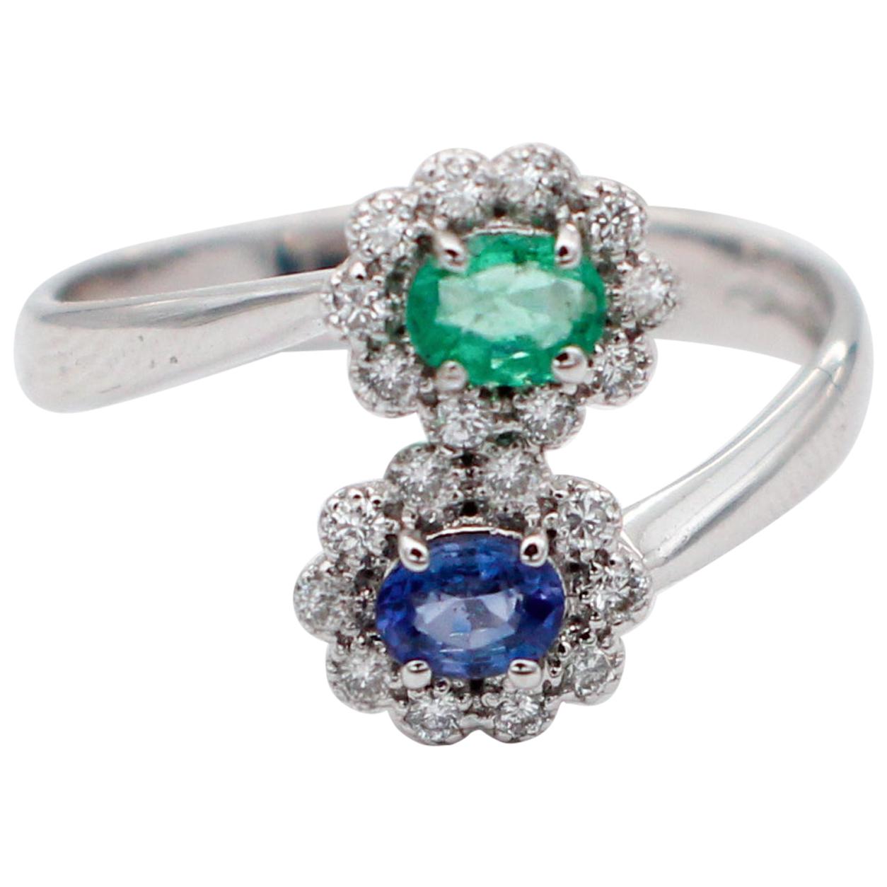Emerald, Sapphires, Diamonds, 18 Karat White Gold Contrarié Ring