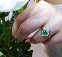 Emerald Set Irish Claddagh ring with Diamonds in 14K Gold