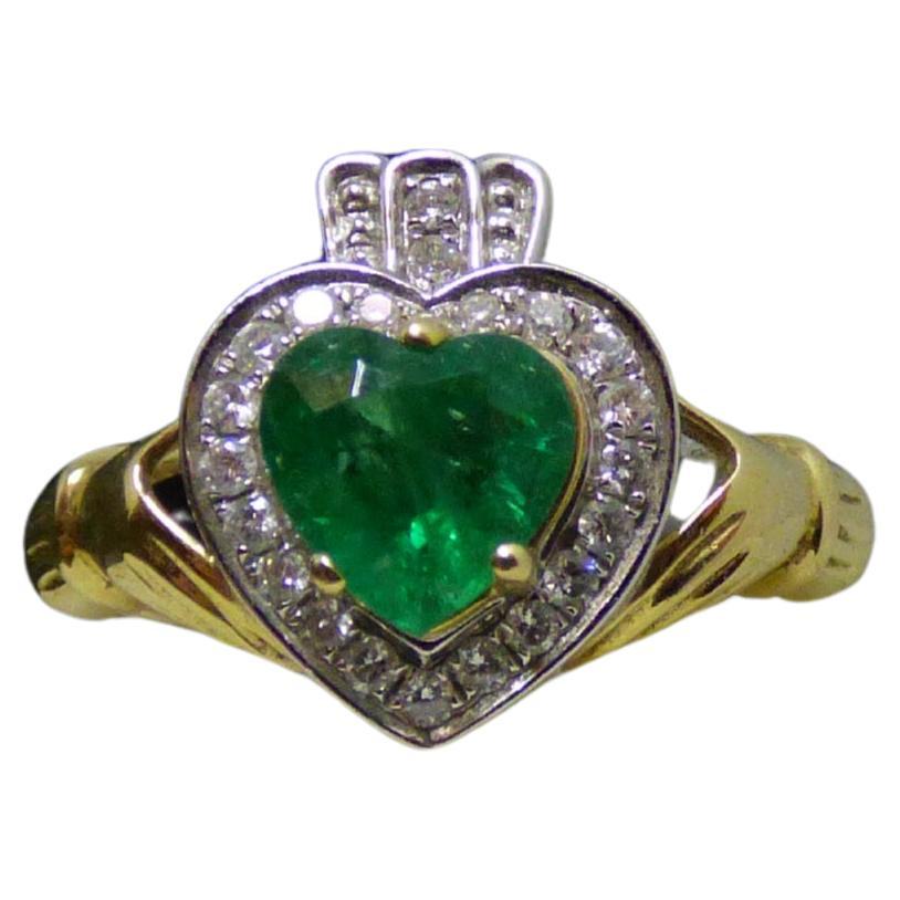 Emerald Set Irish Claddagh ring with Diamonds in 14K Gold For Sale