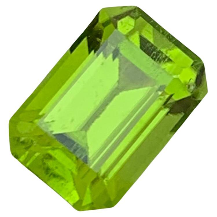 Emerald Shape 2.65 Carat Natural Apple Green Peridot Ring Shape Gem  For Sale