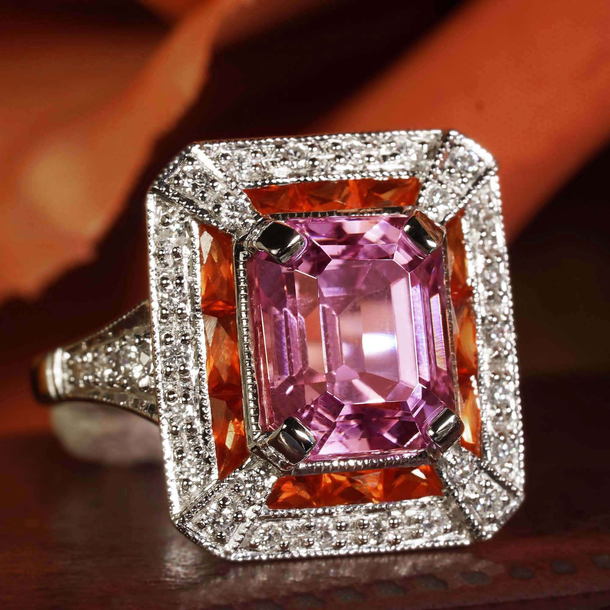 Emerald Shape Pink Kunzite Orange Sapphire & Diamond Art Deco Style Halo Ring Damen im Angebot
