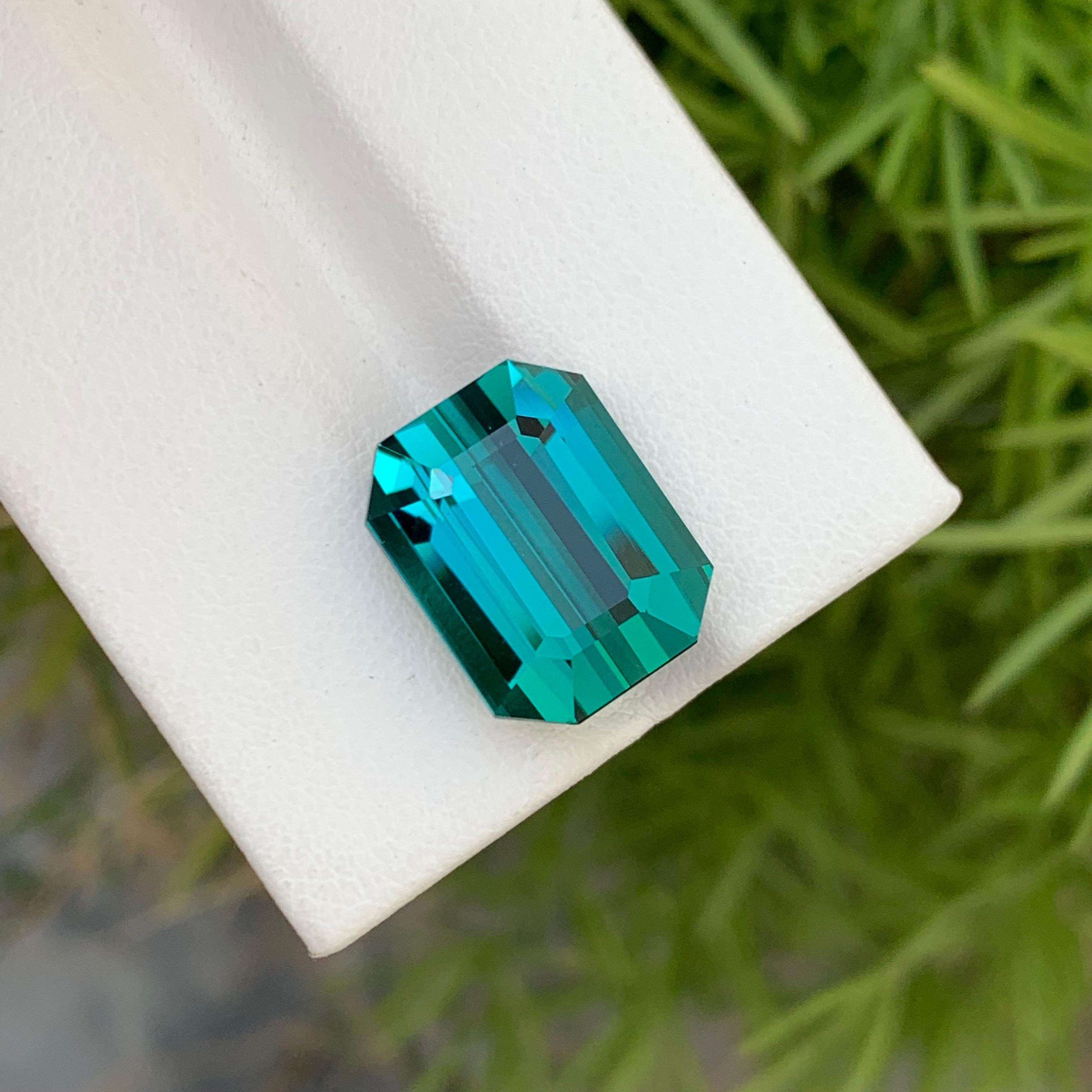 Women's or Men's Emerald Shape Stunning 13.10 Carats SI Quality Natural Loose Lagoon Tourmaline  For Sale